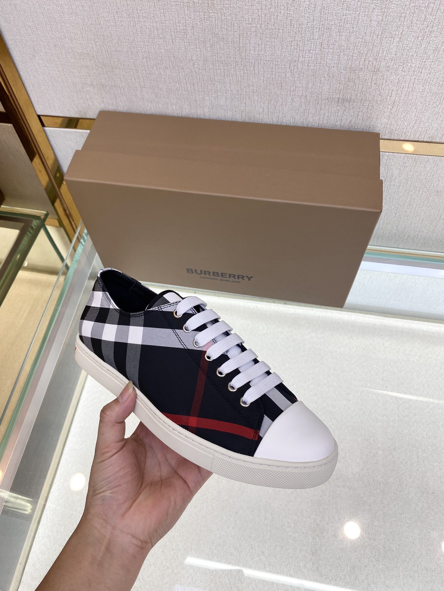 Men B*urberry Top Sneaker