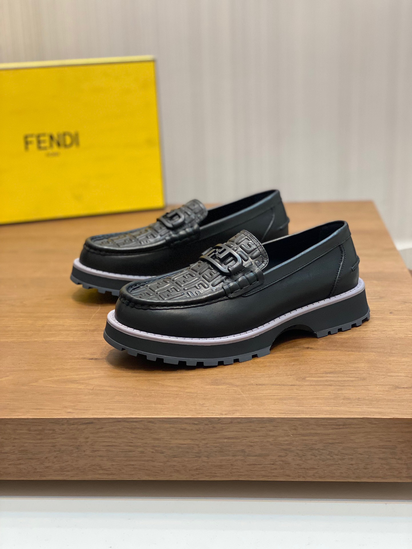 Men F*endi Top Sneaker