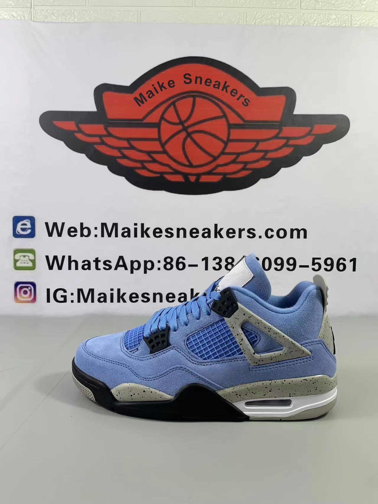 Air Jordan 4 SE “University Blue”