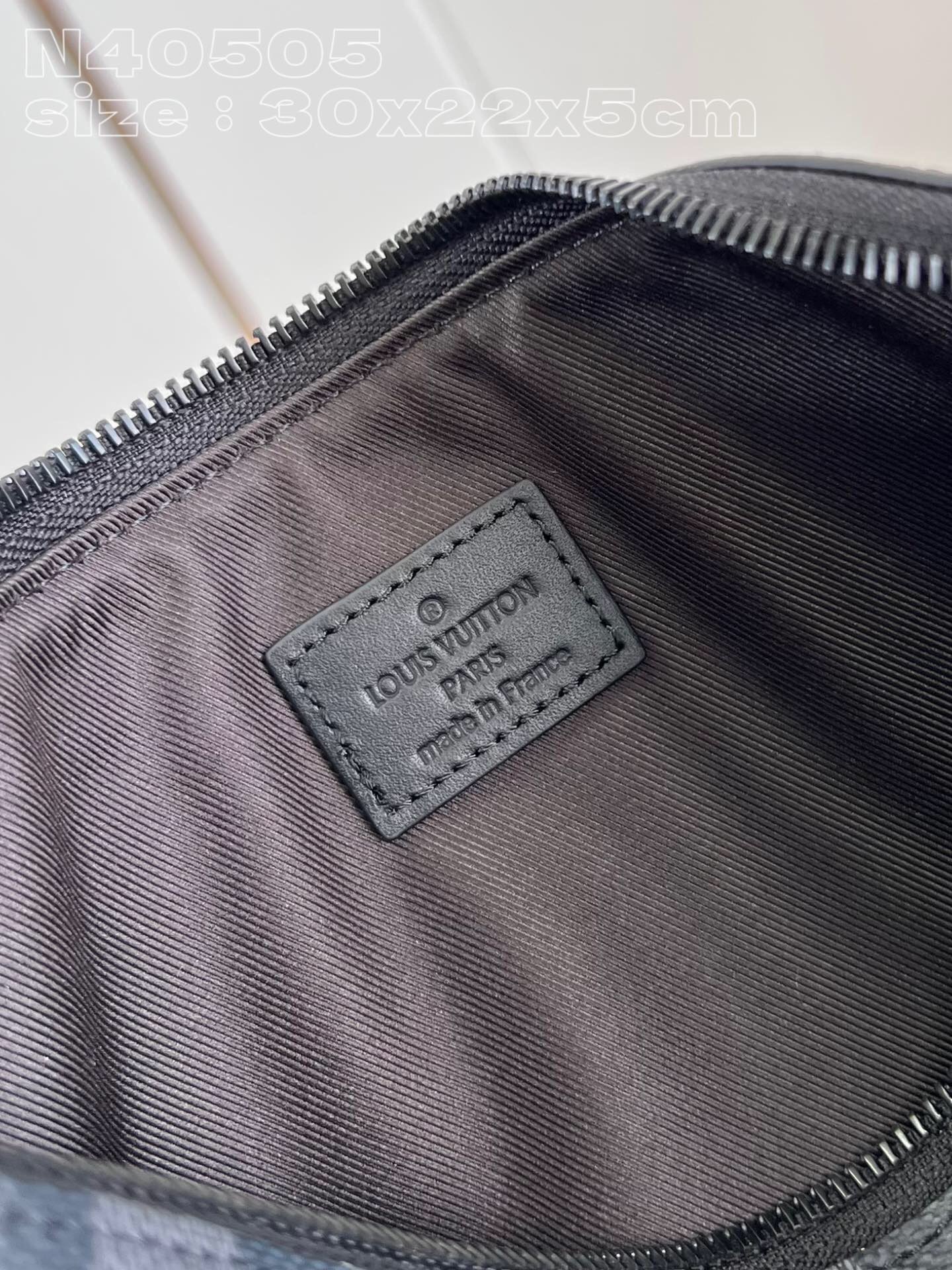 L*ouis V*uitton Top Bag