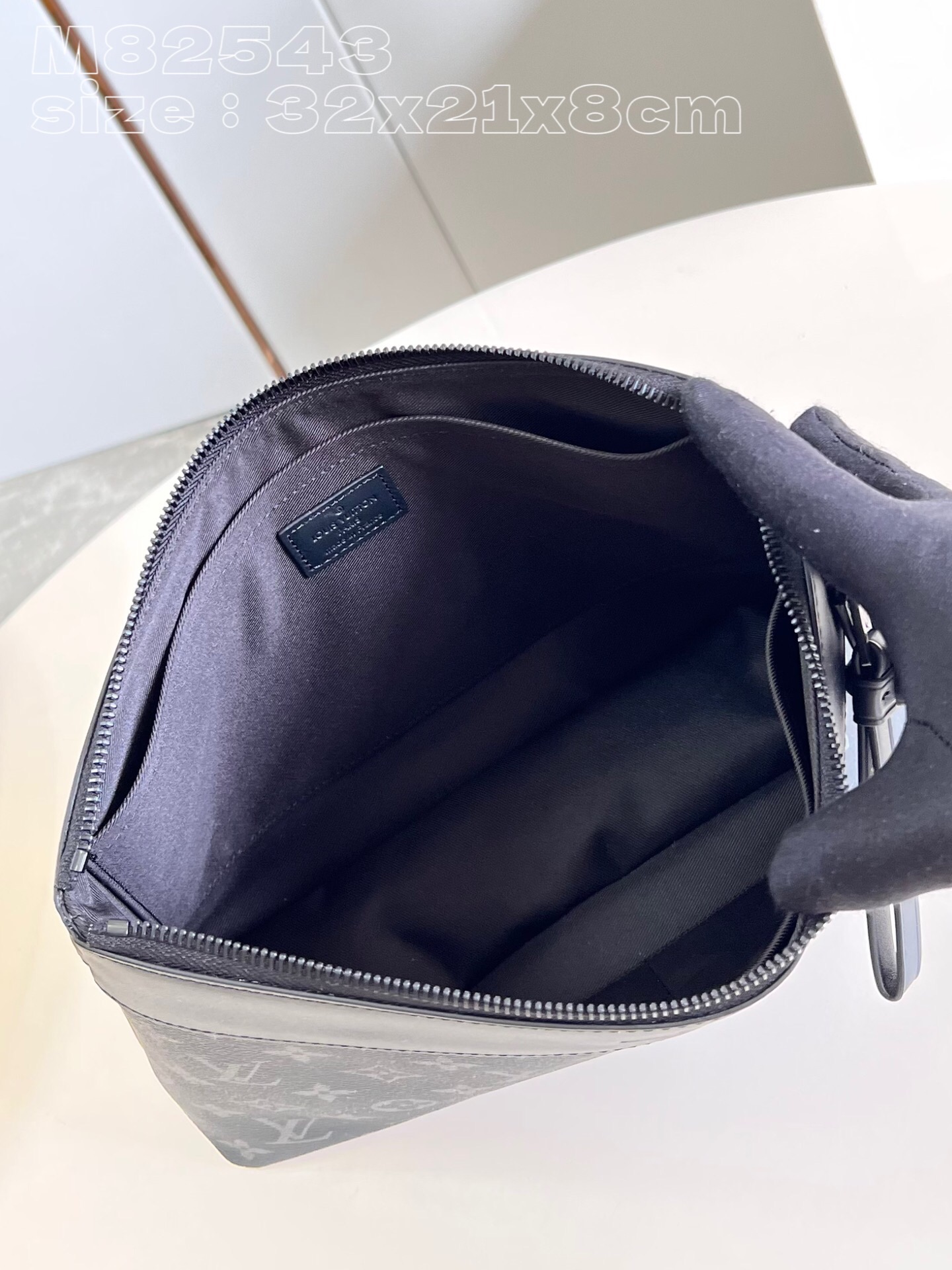 L*ouis V*uitton Top Bag