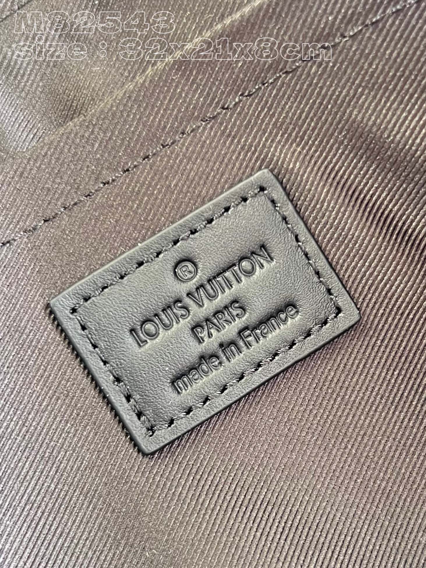 L*ouis V*uitton Top Bag