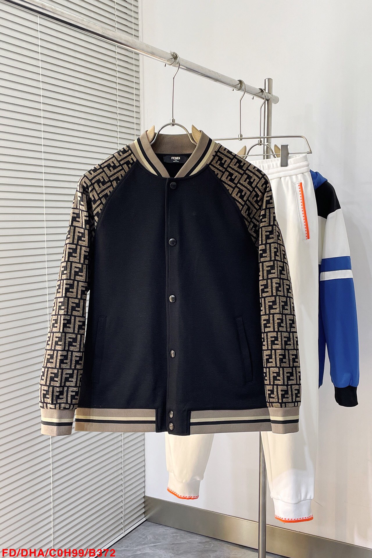 Men Jacket/Sweater Top Quality