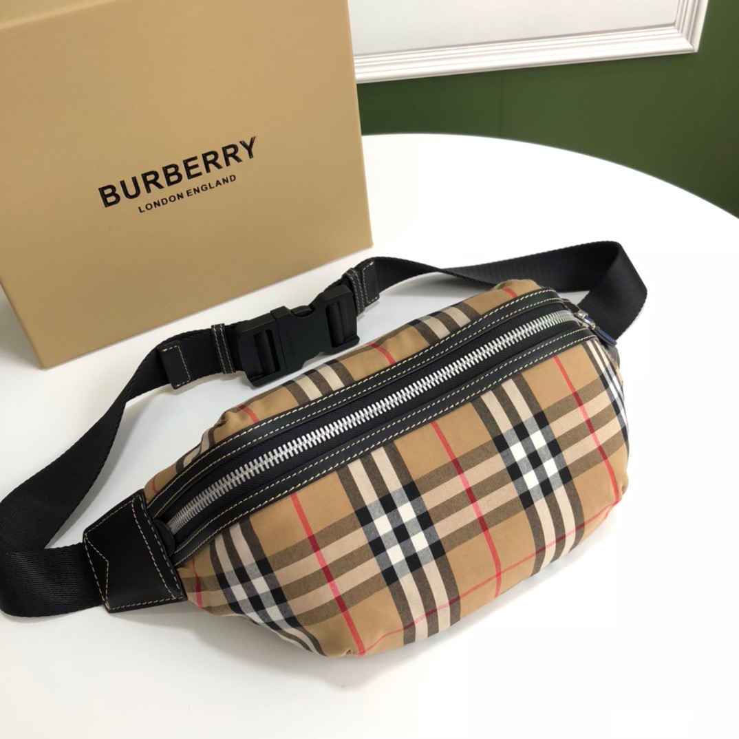 B*urberry Bag Top Quality