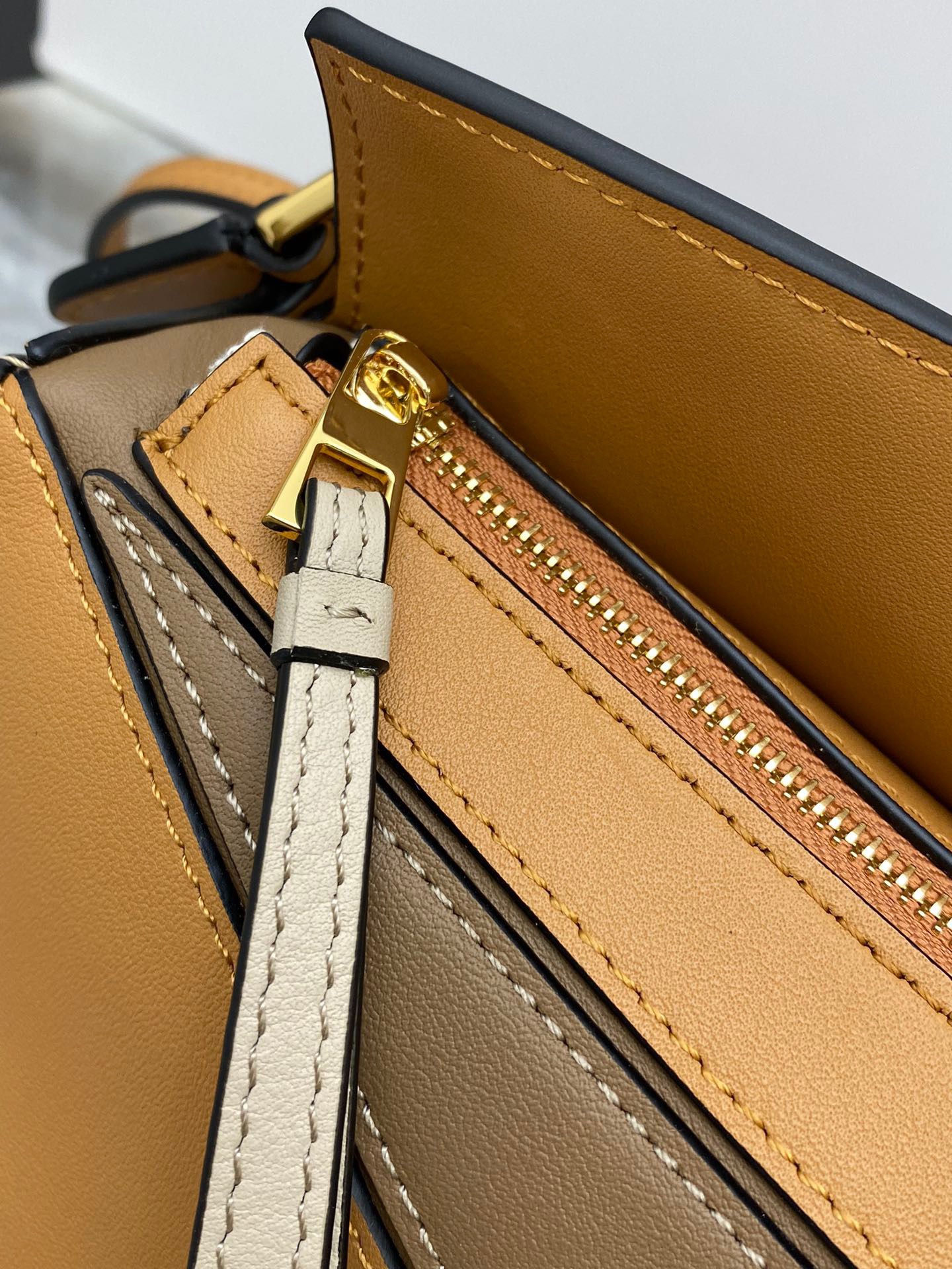 L*oewe Bag 9016 Top Quality