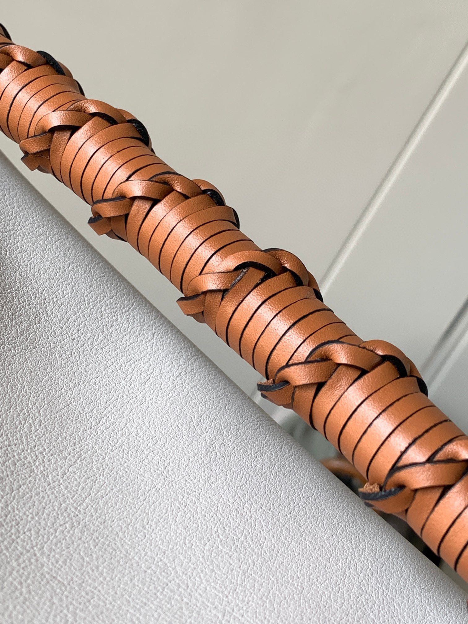 L*oewe Bag 9037 Top Quality