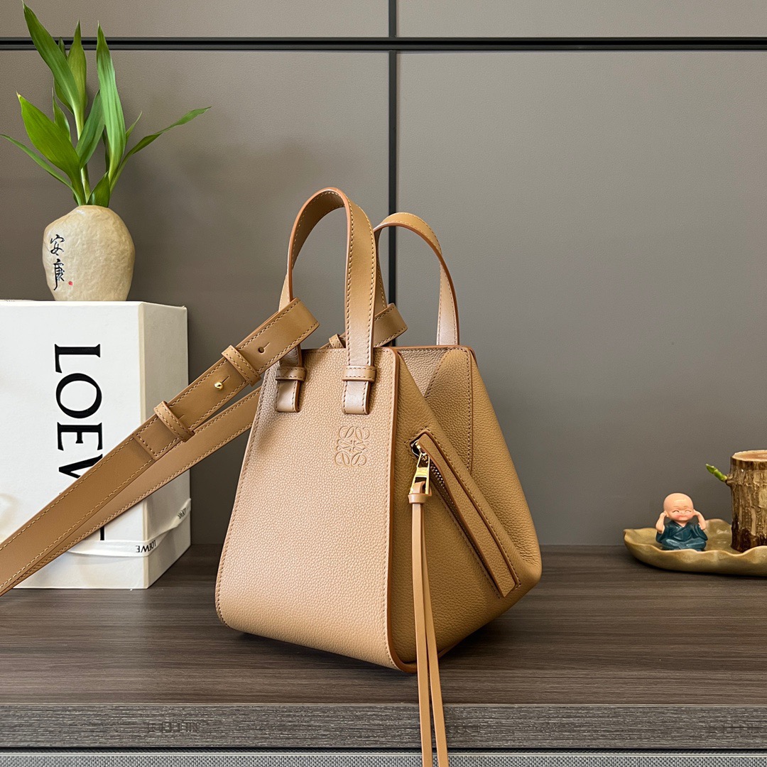 L*oewe Bag 652235 Top Quality