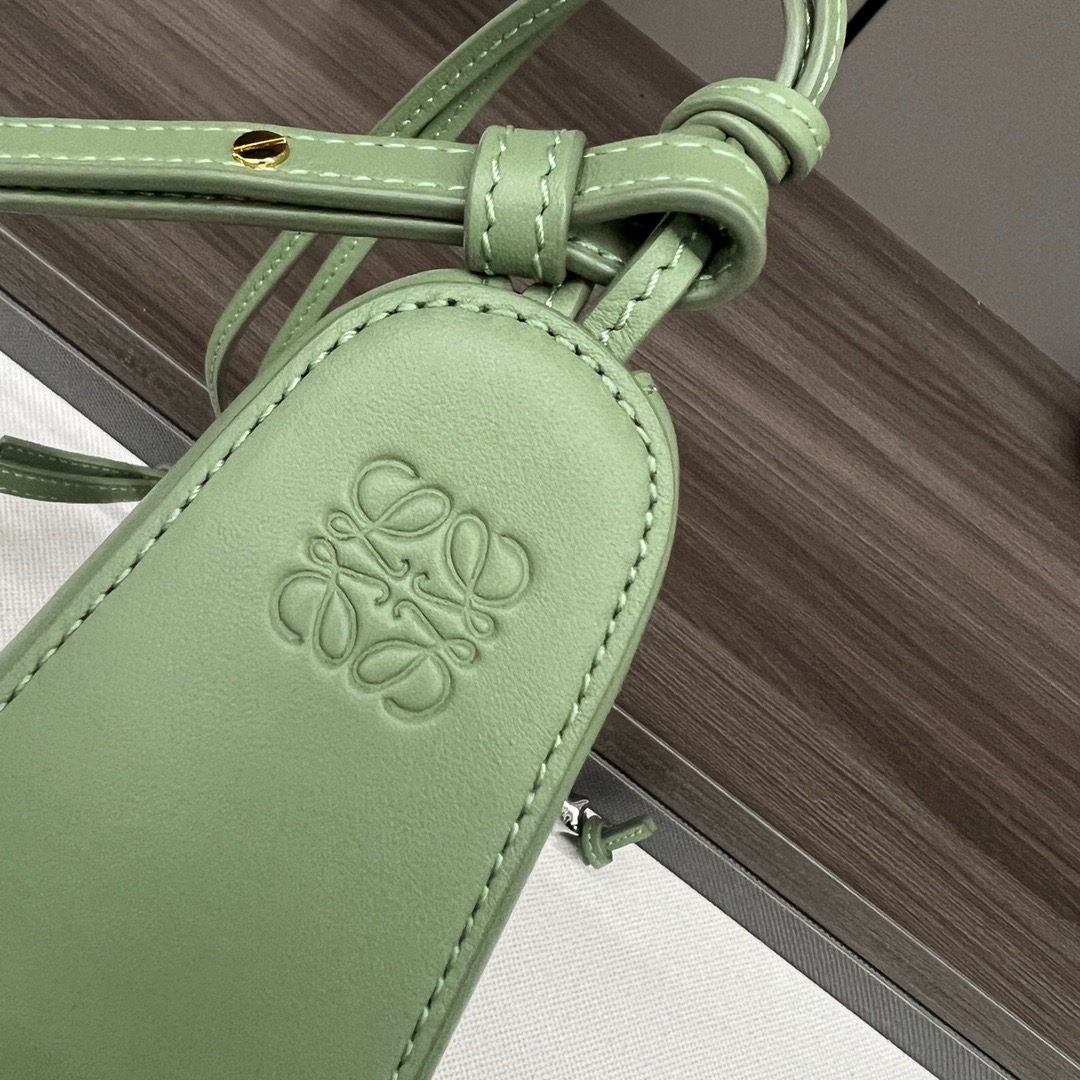 L*oewe Bag 262315 Top Quality