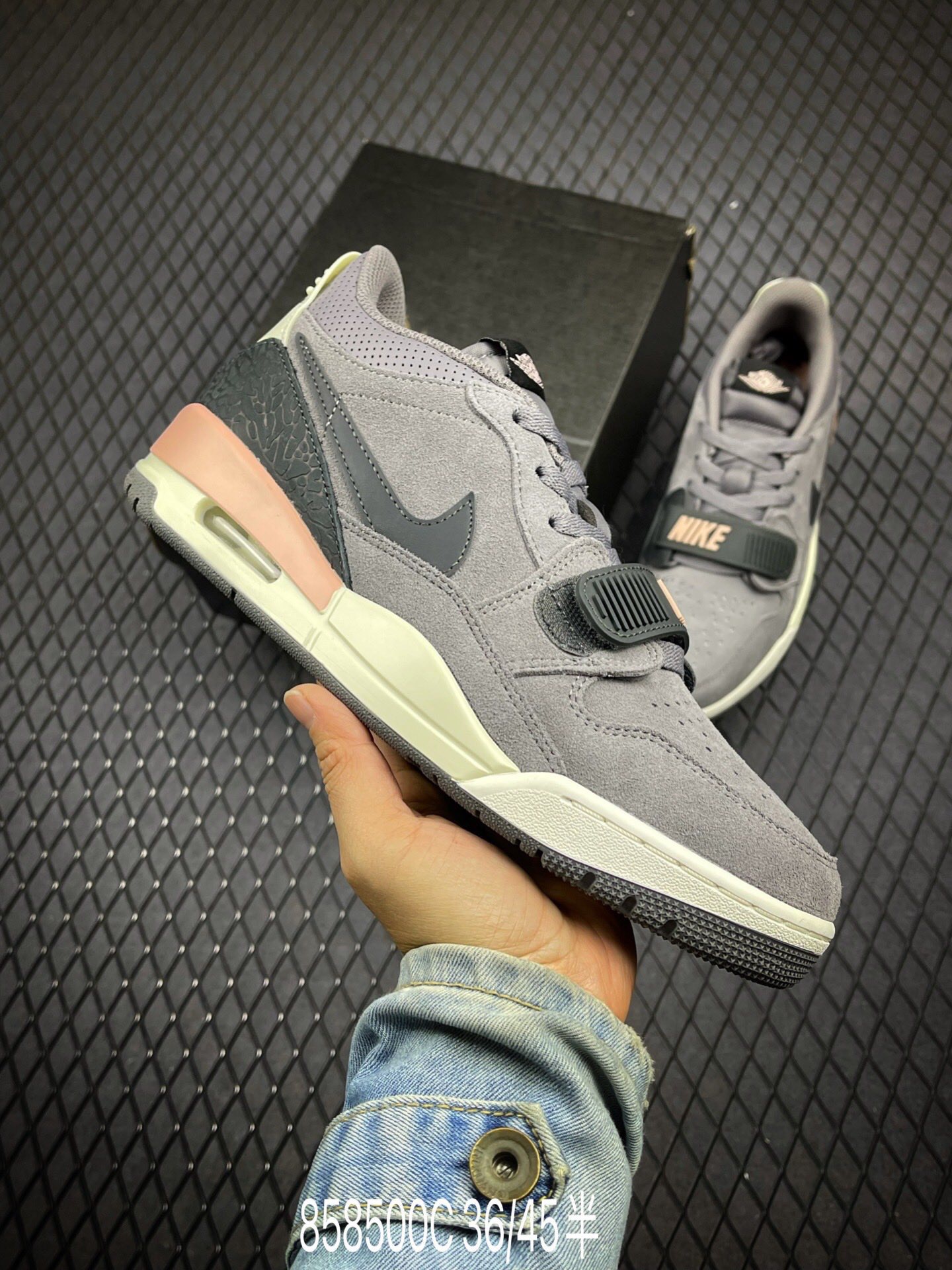 NIKE Air Jordan Legacy 312