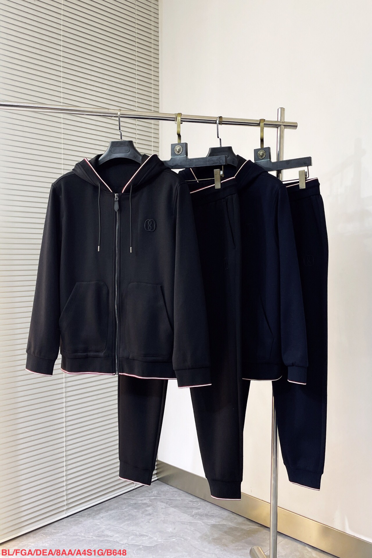 Men suits Top Quality