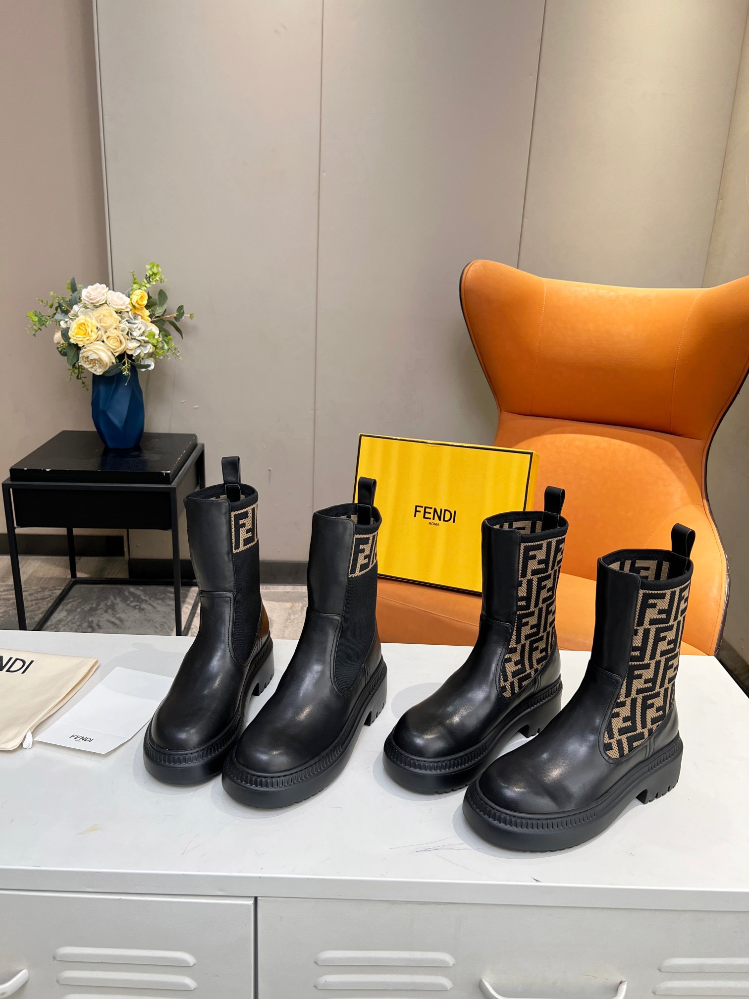 Women F*endi Top Sneaker