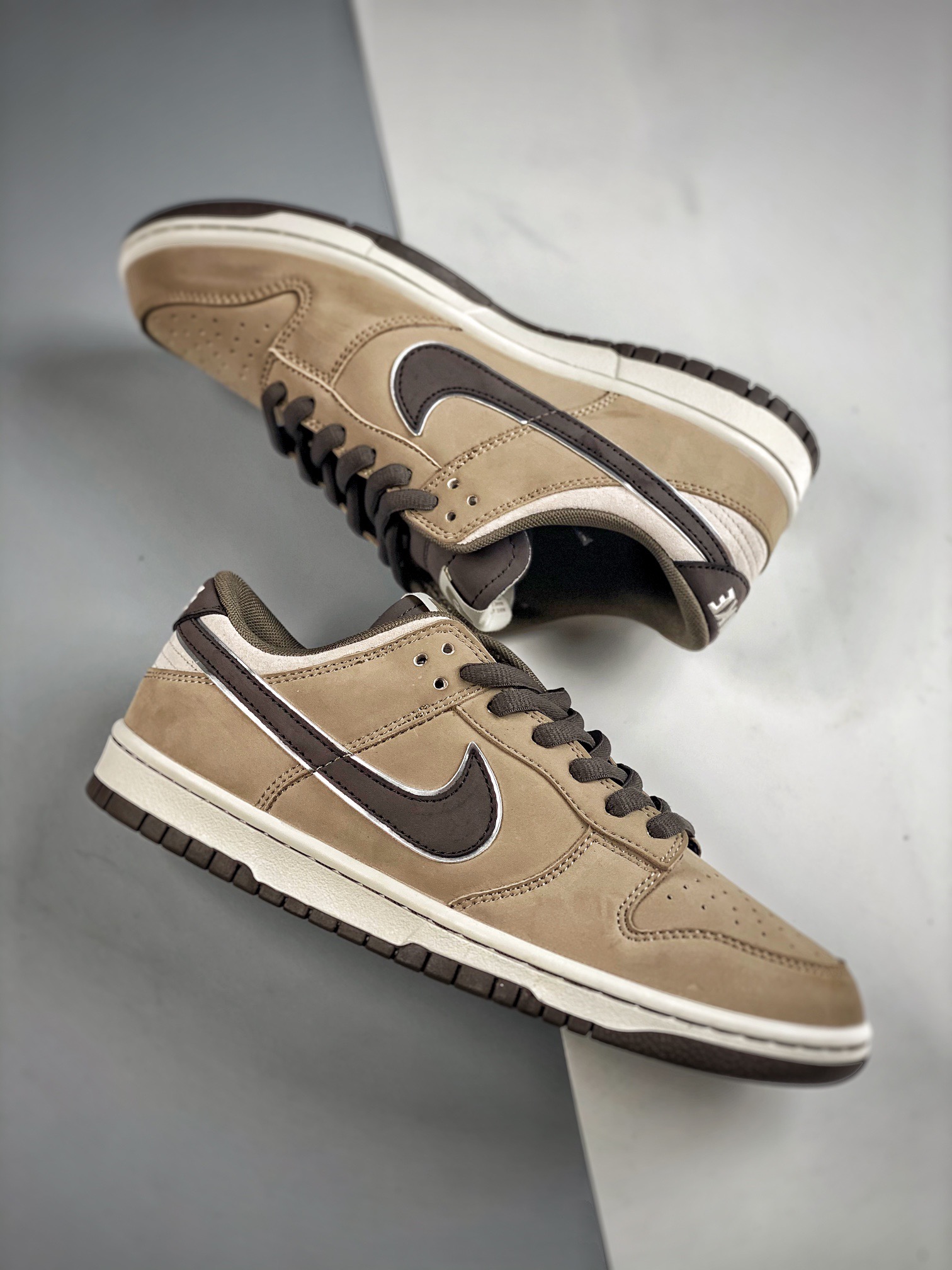 Men Women Nike SB Dunk Low