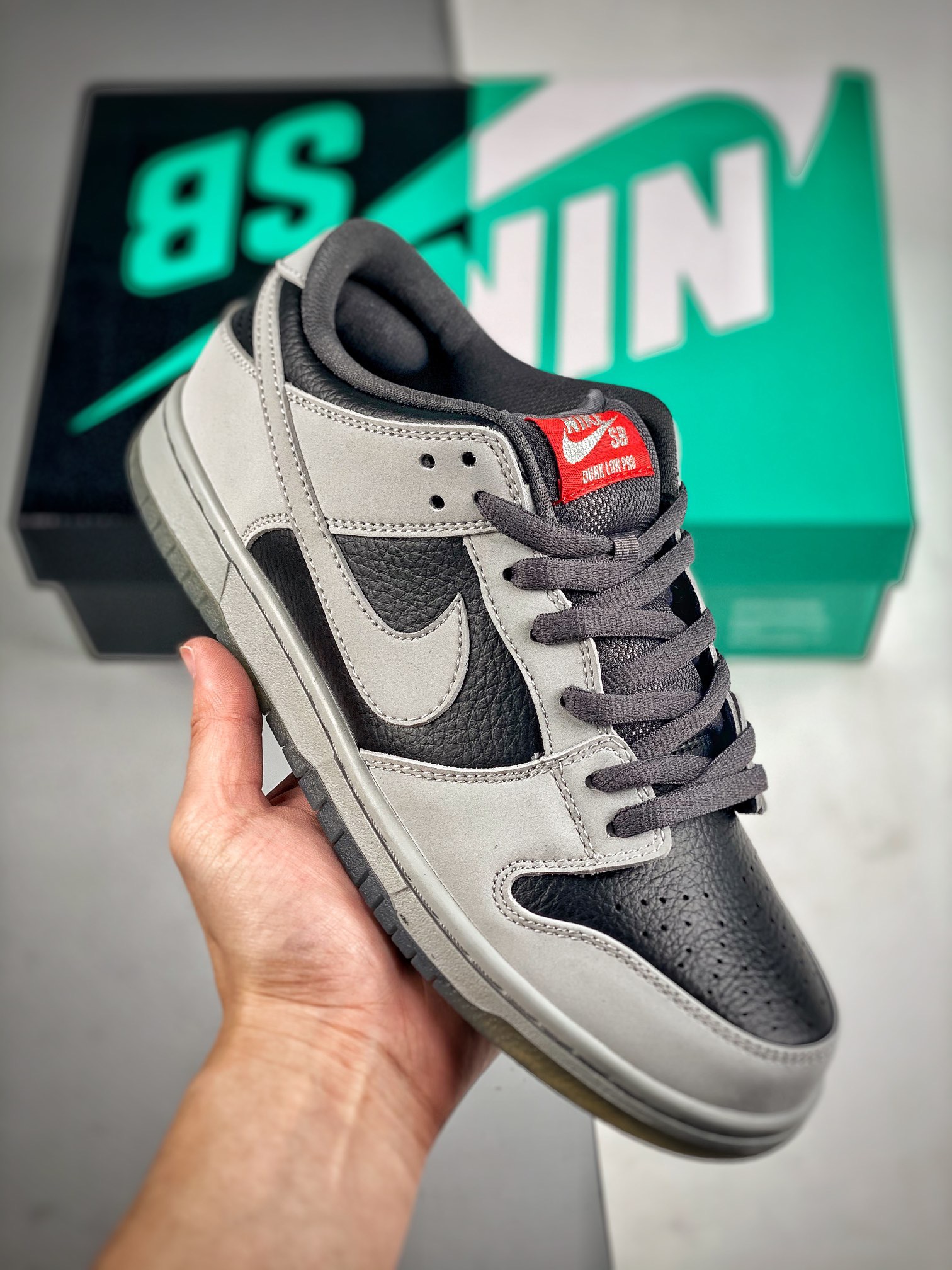 Men Women Nike SB Dunk Low