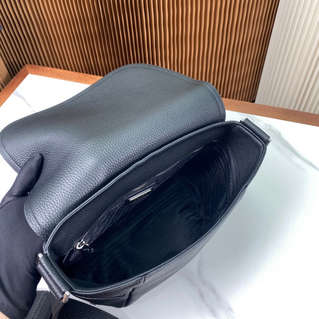 P*rada Bag Top Quality