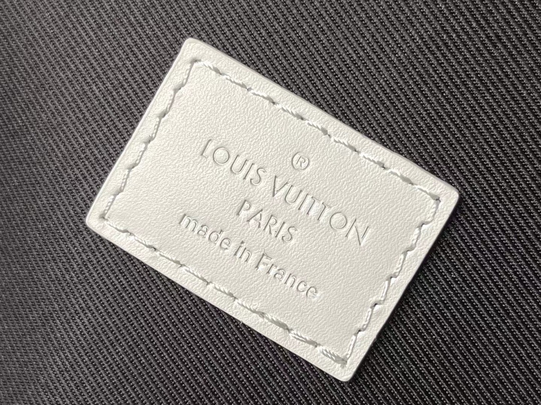 L*ouis V*uitton Top Bag