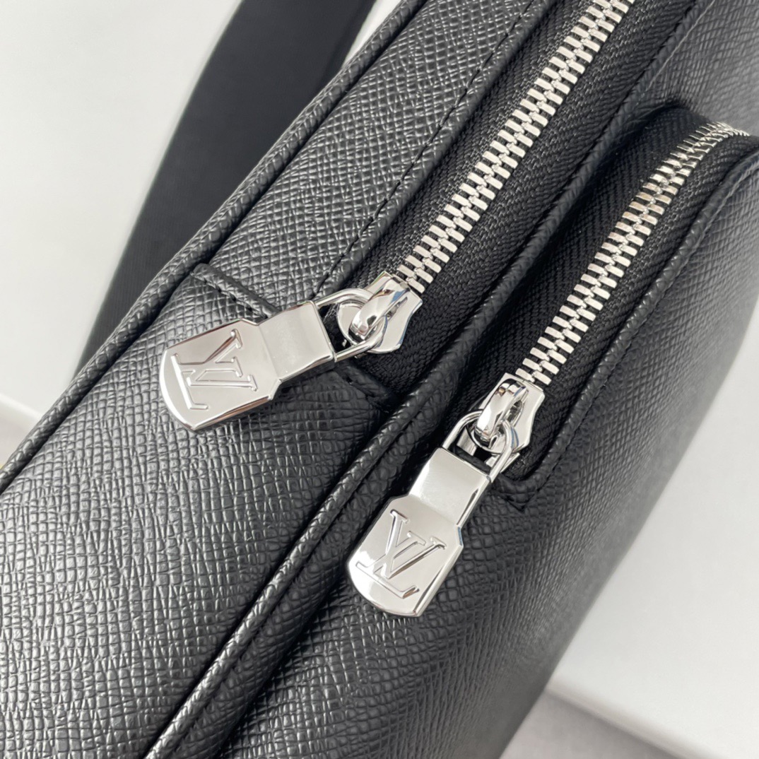 L*ouis V*uitton Top Bag