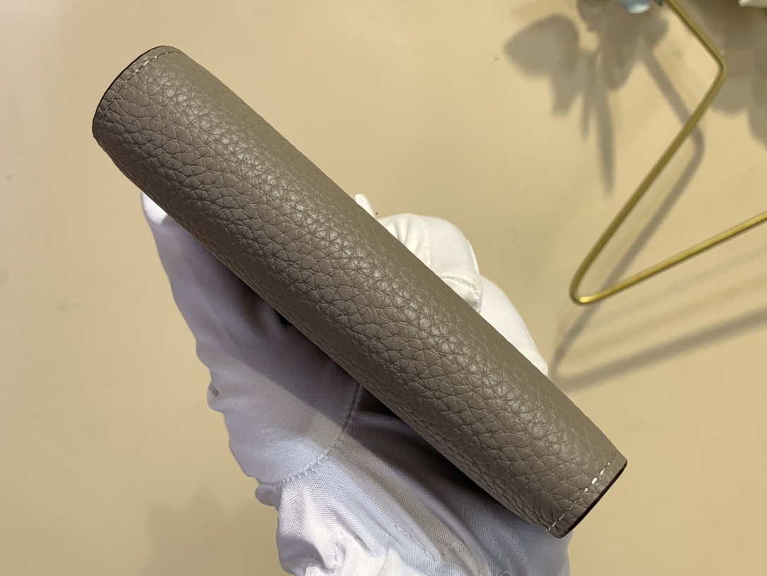 L*ouis V*uitton Top Bag