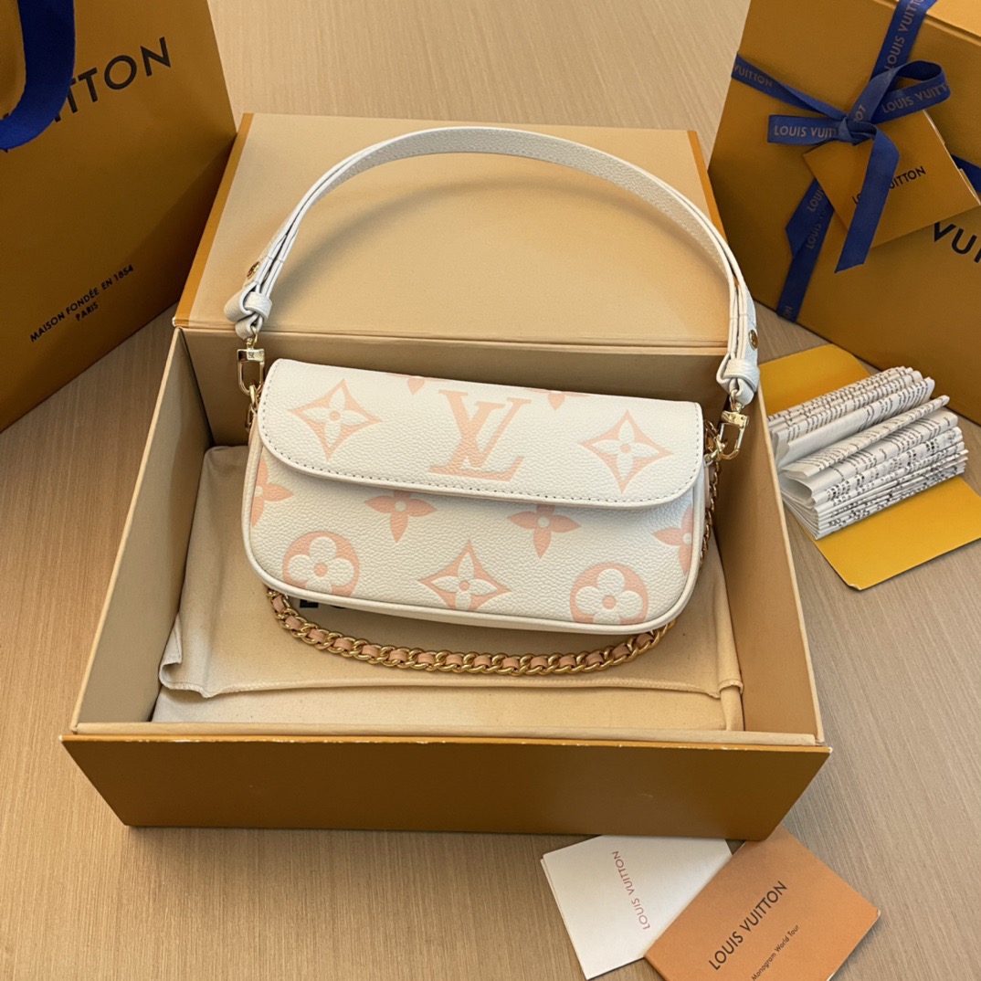 L*ouis V*uitton Top Bag