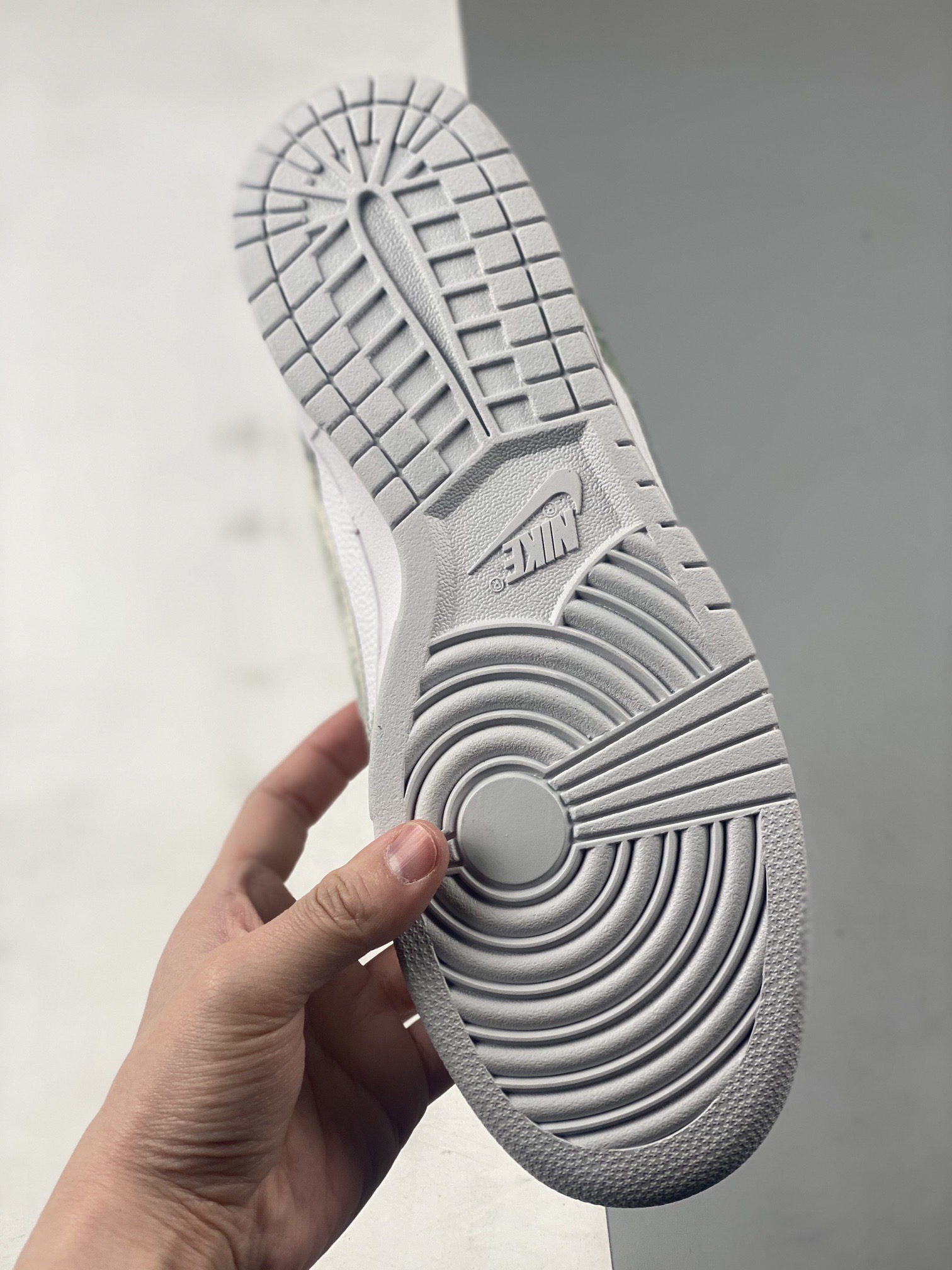 Men Women Nike SB Dunk Low