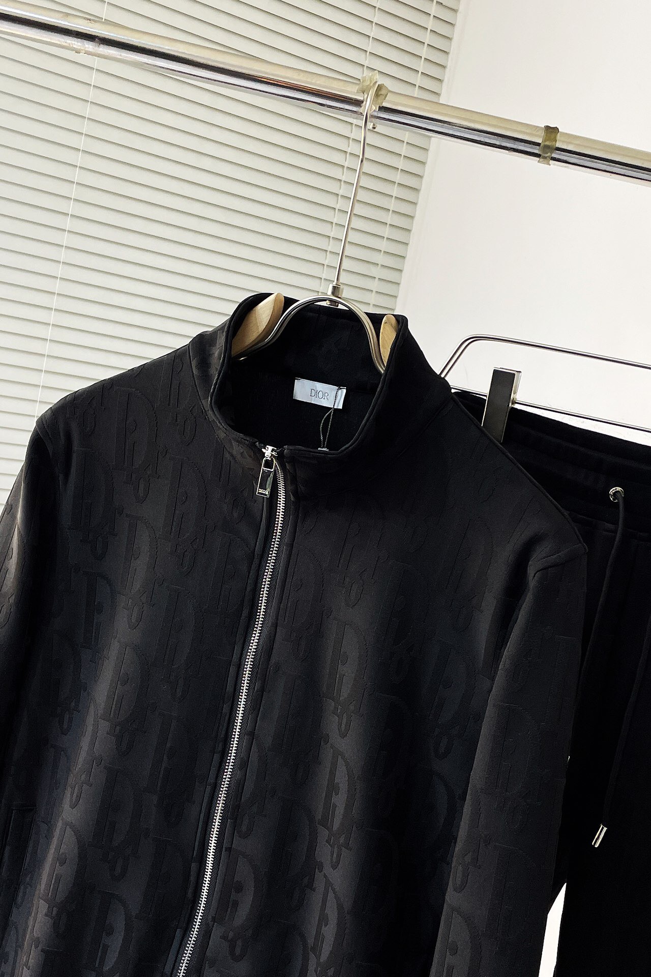 Men suits Top Quality