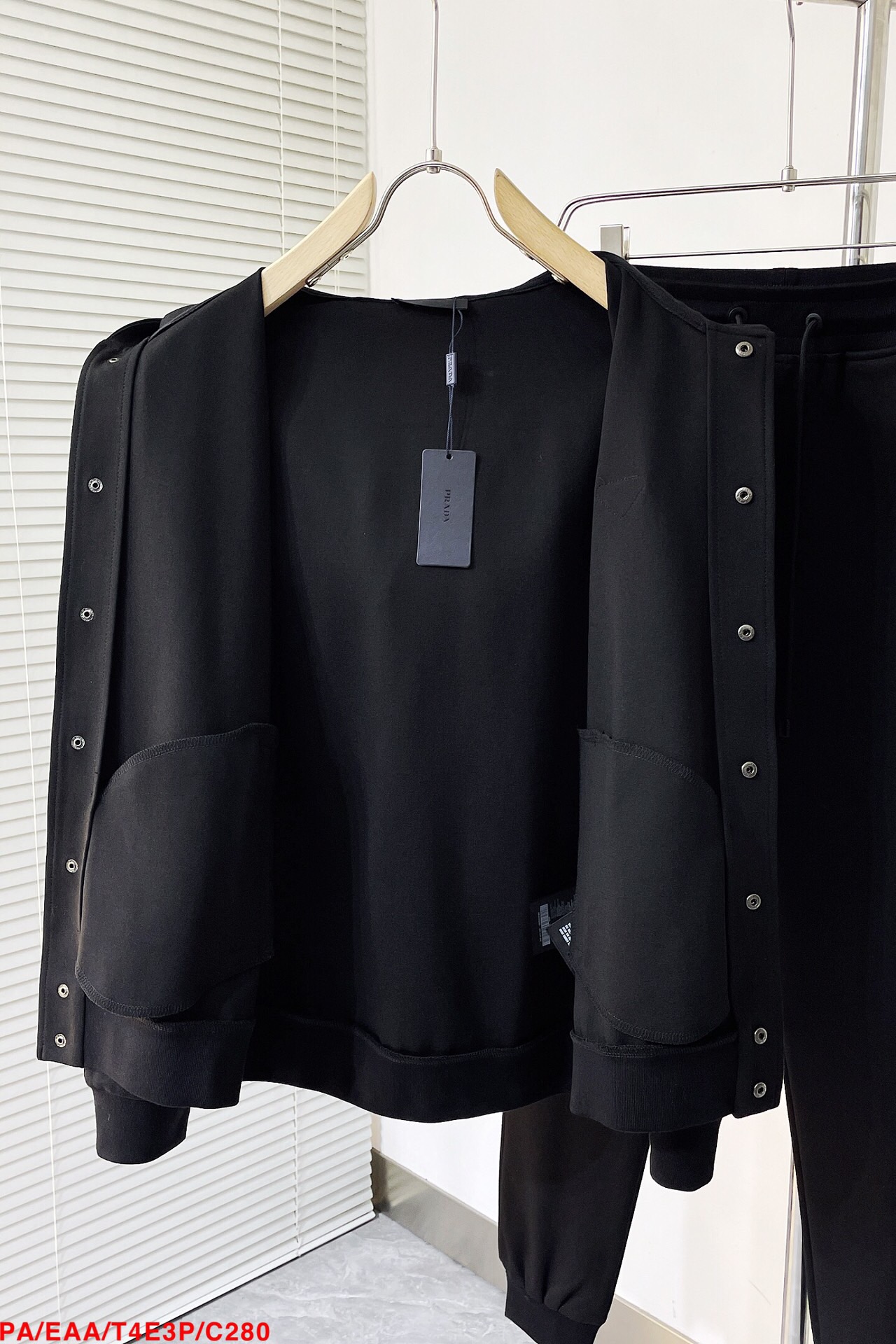 Men suits Top Quality