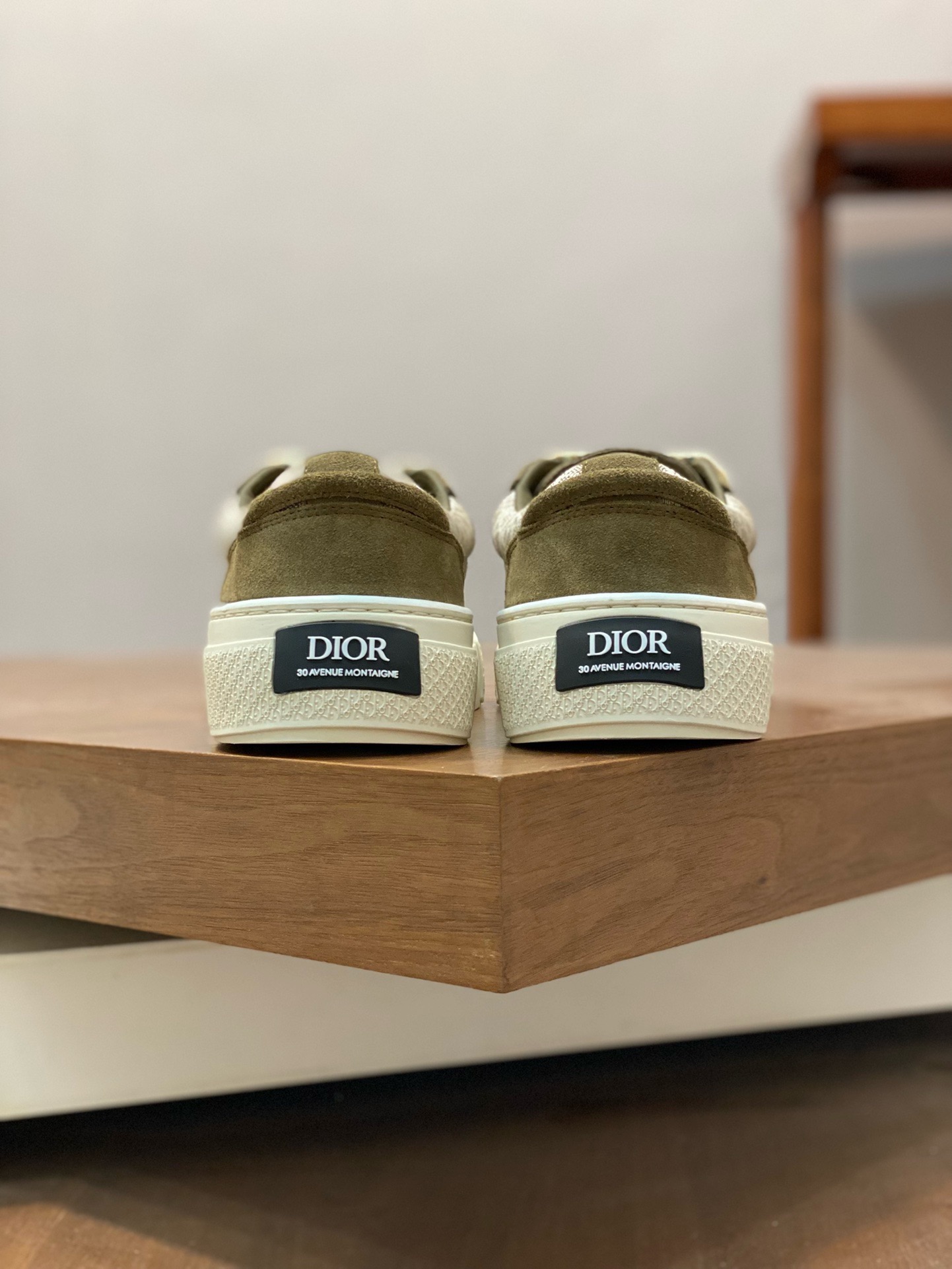 Men  D*ior Top Sneaker