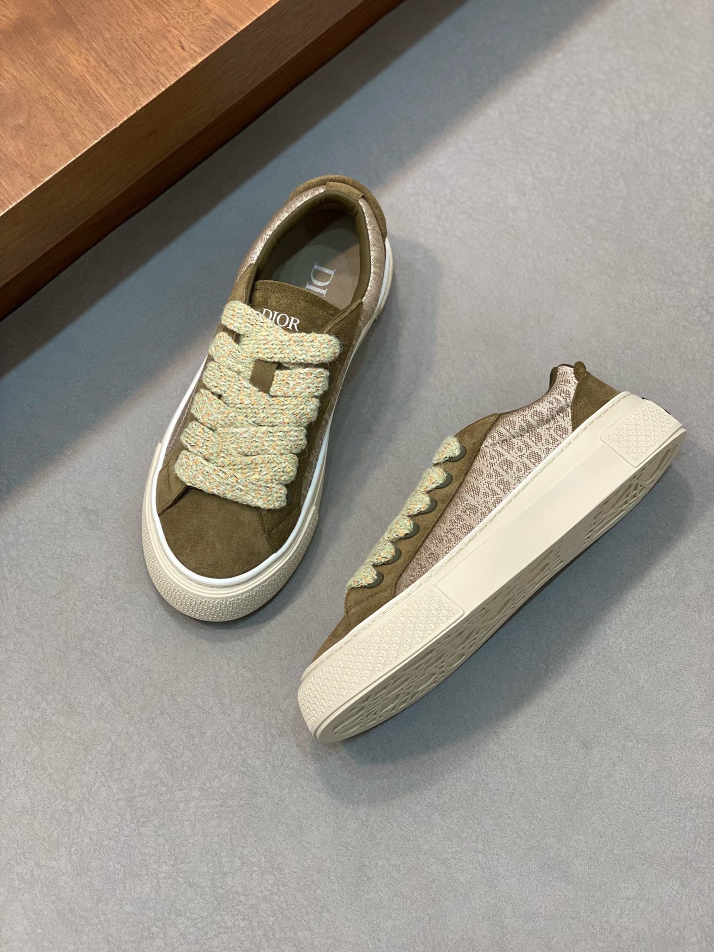 Men  D*ior Top Sneaker