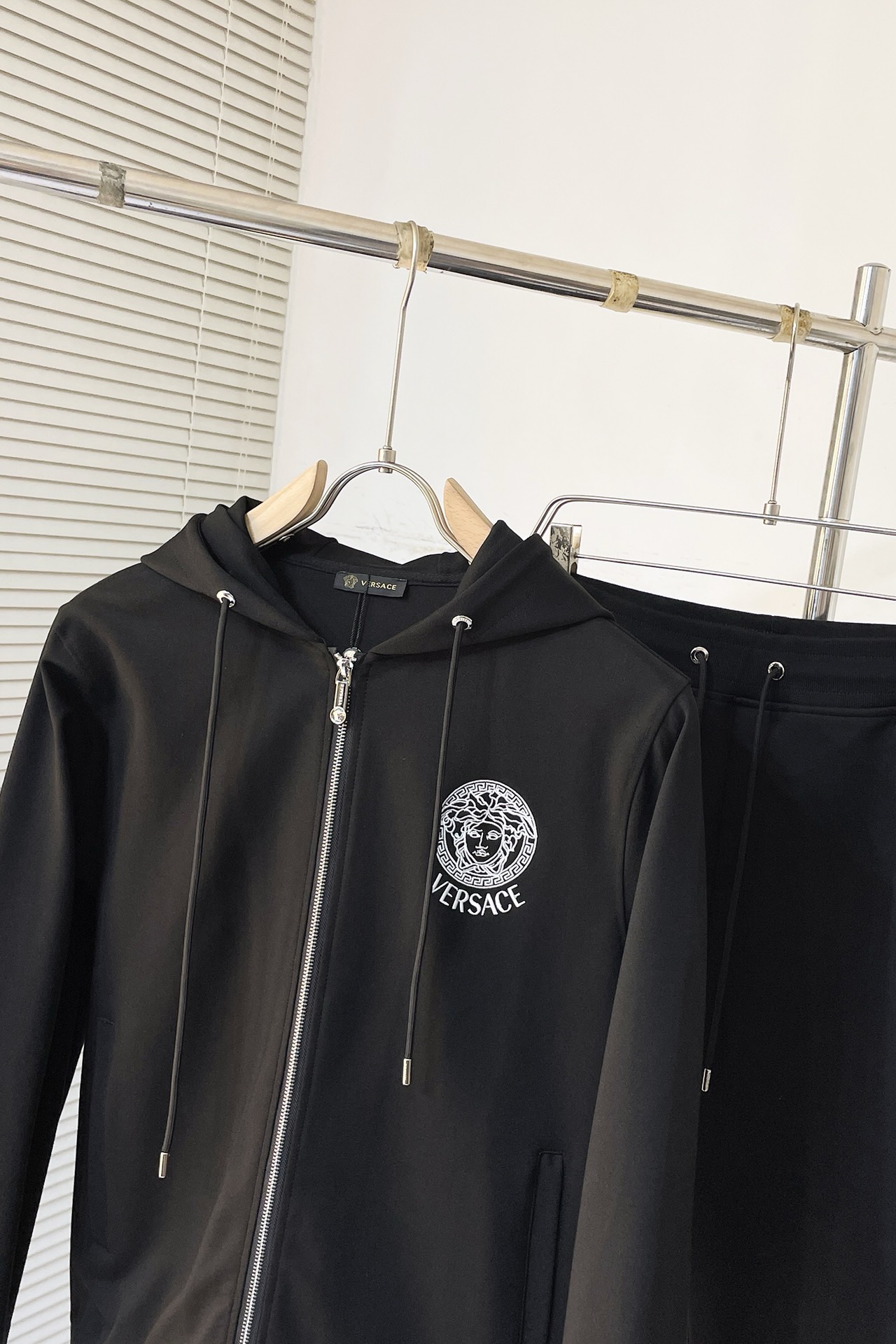 Men suits Top Quality