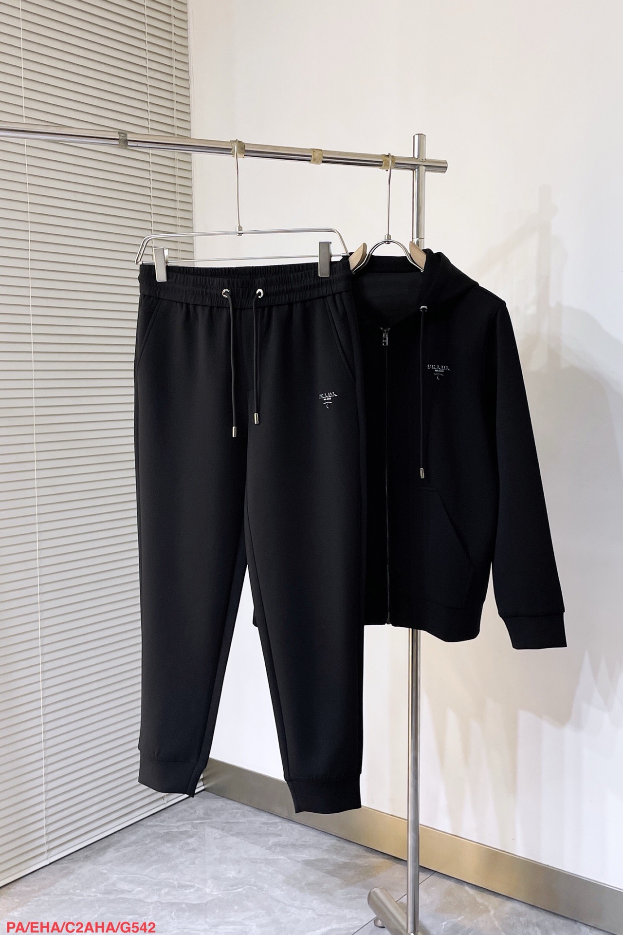 Men suits Top Quality