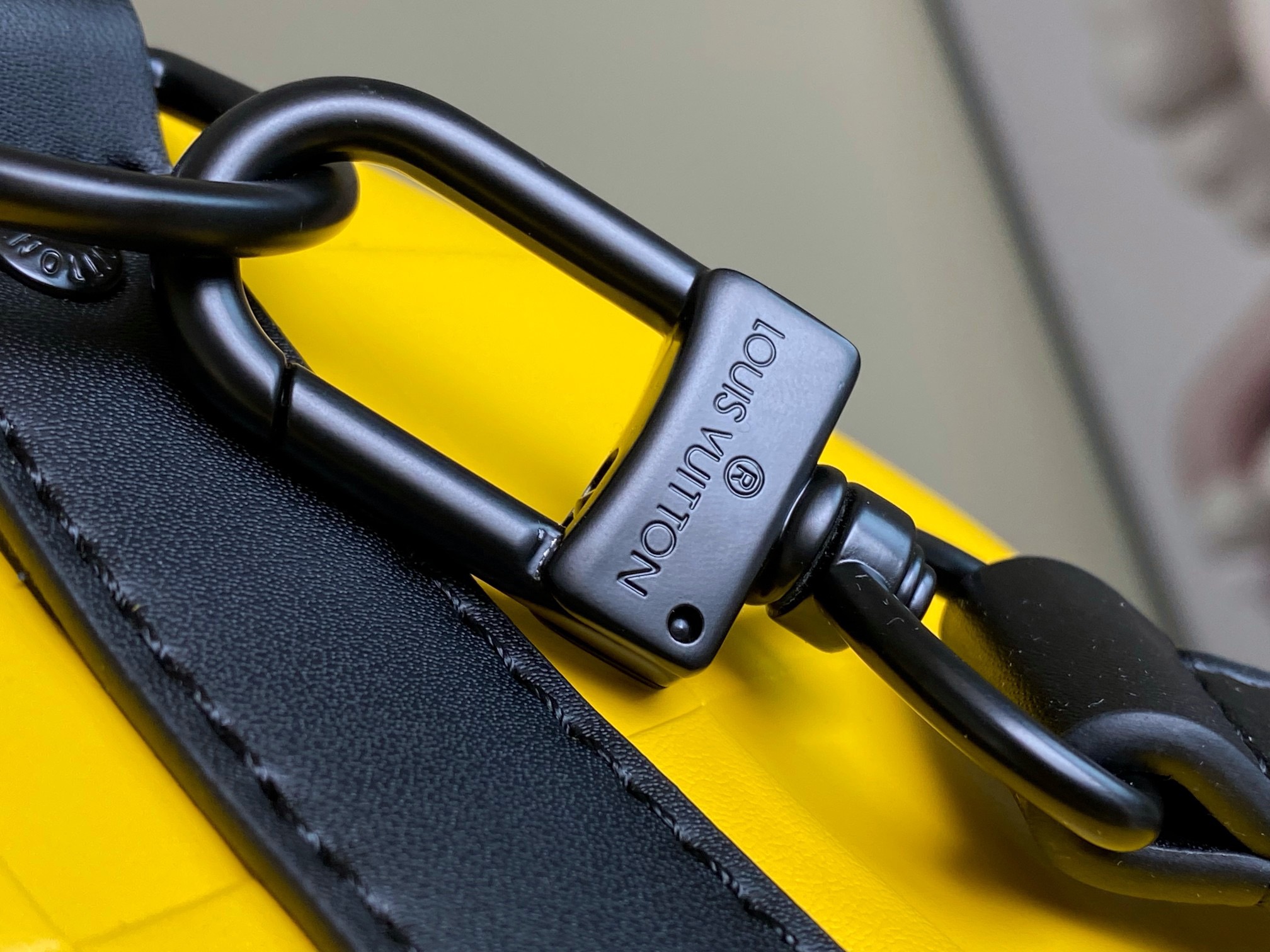 L*ouis V*uitton Top Bag