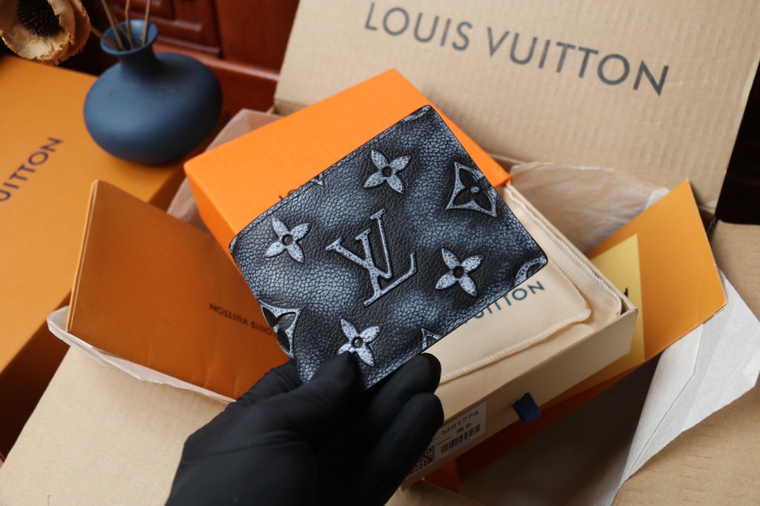 L*ouis V*uitton Top Bag