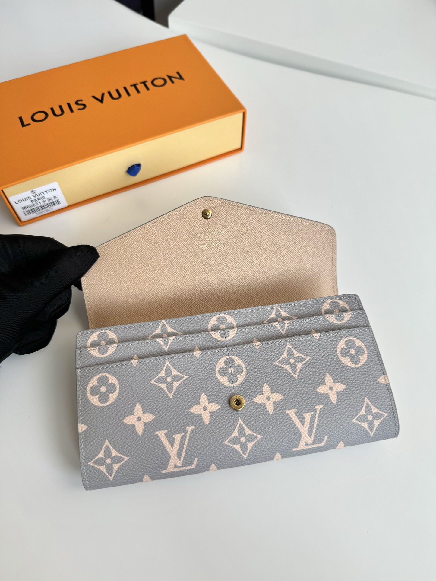 L*ouis V*uitton Top Bag