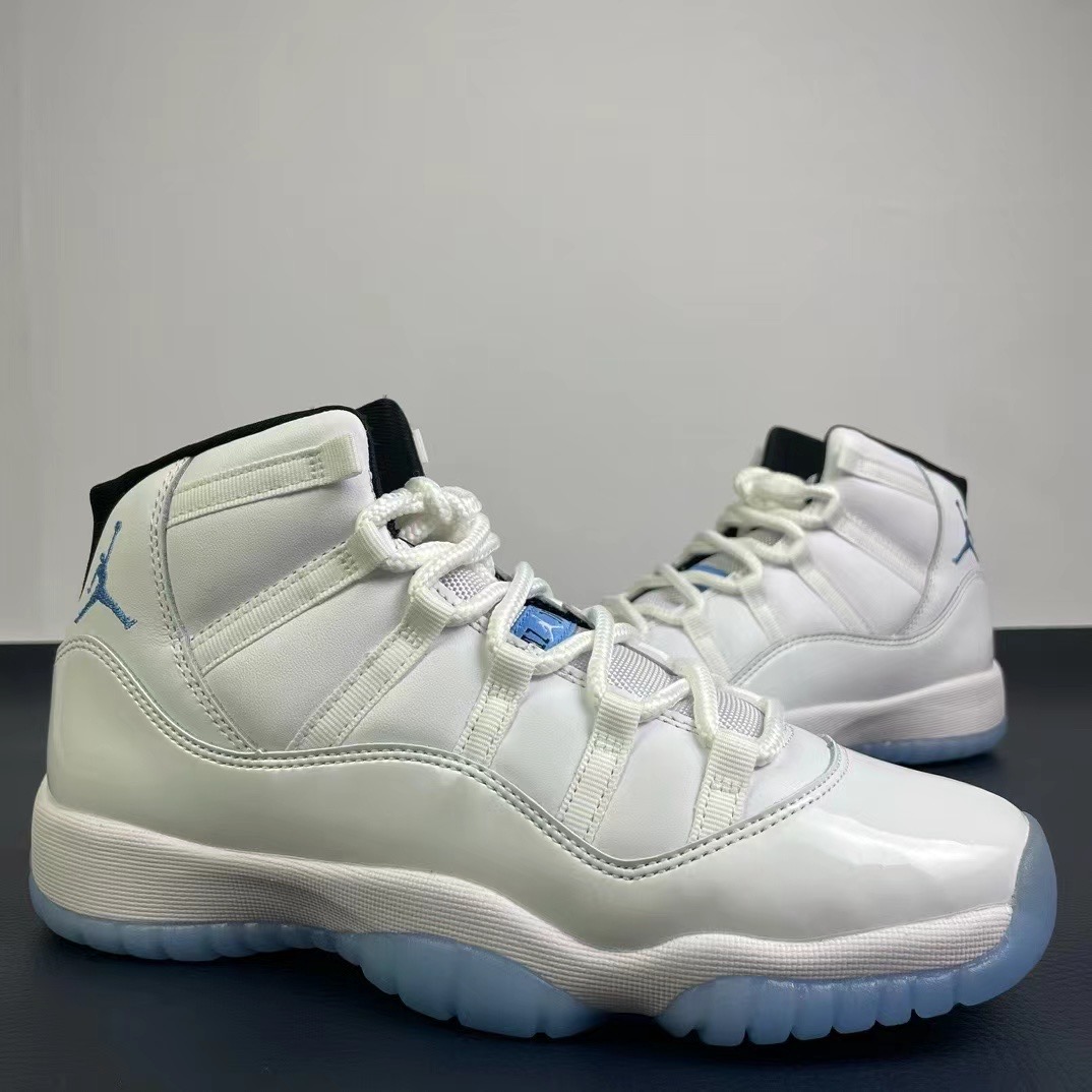 NIKE Air Jordan 11（）