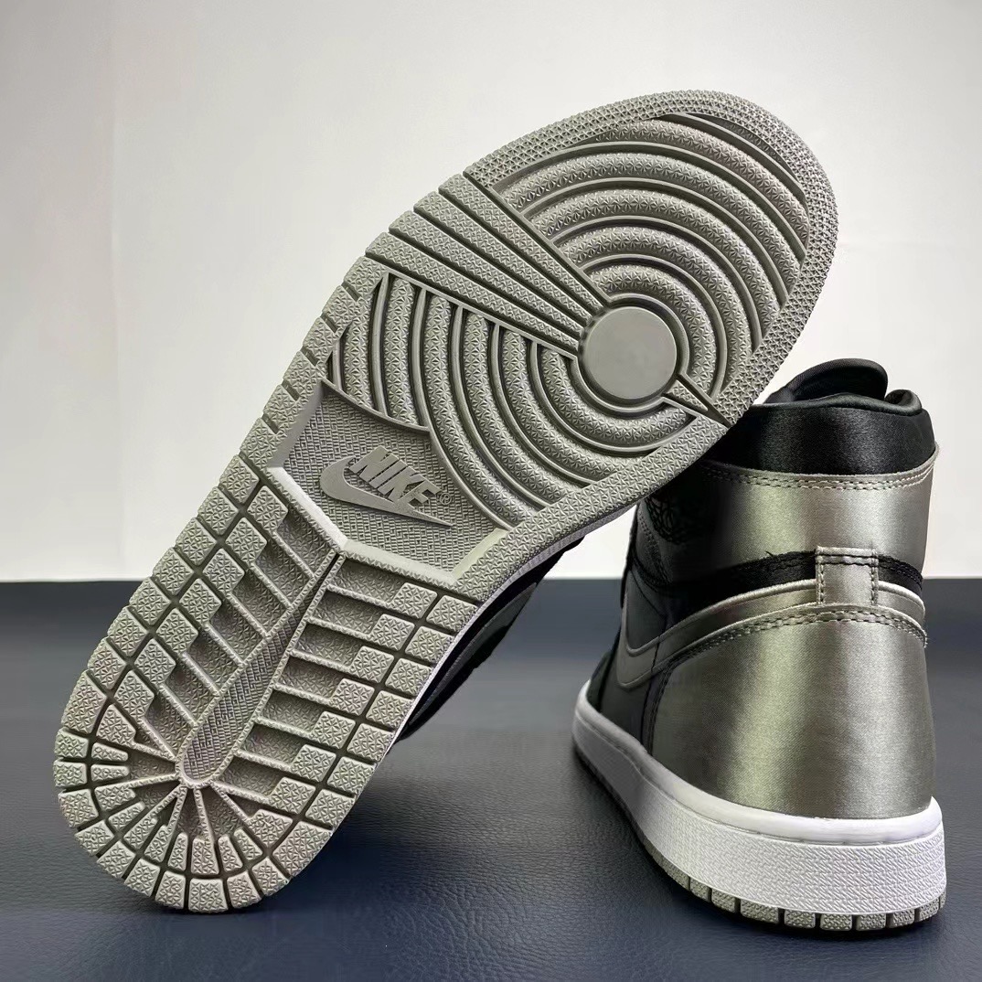 Air Jordan 1 Low AJ1