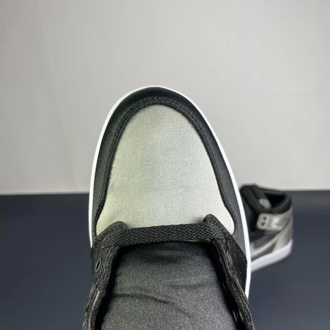 Air Jordan 1 Low AJ1