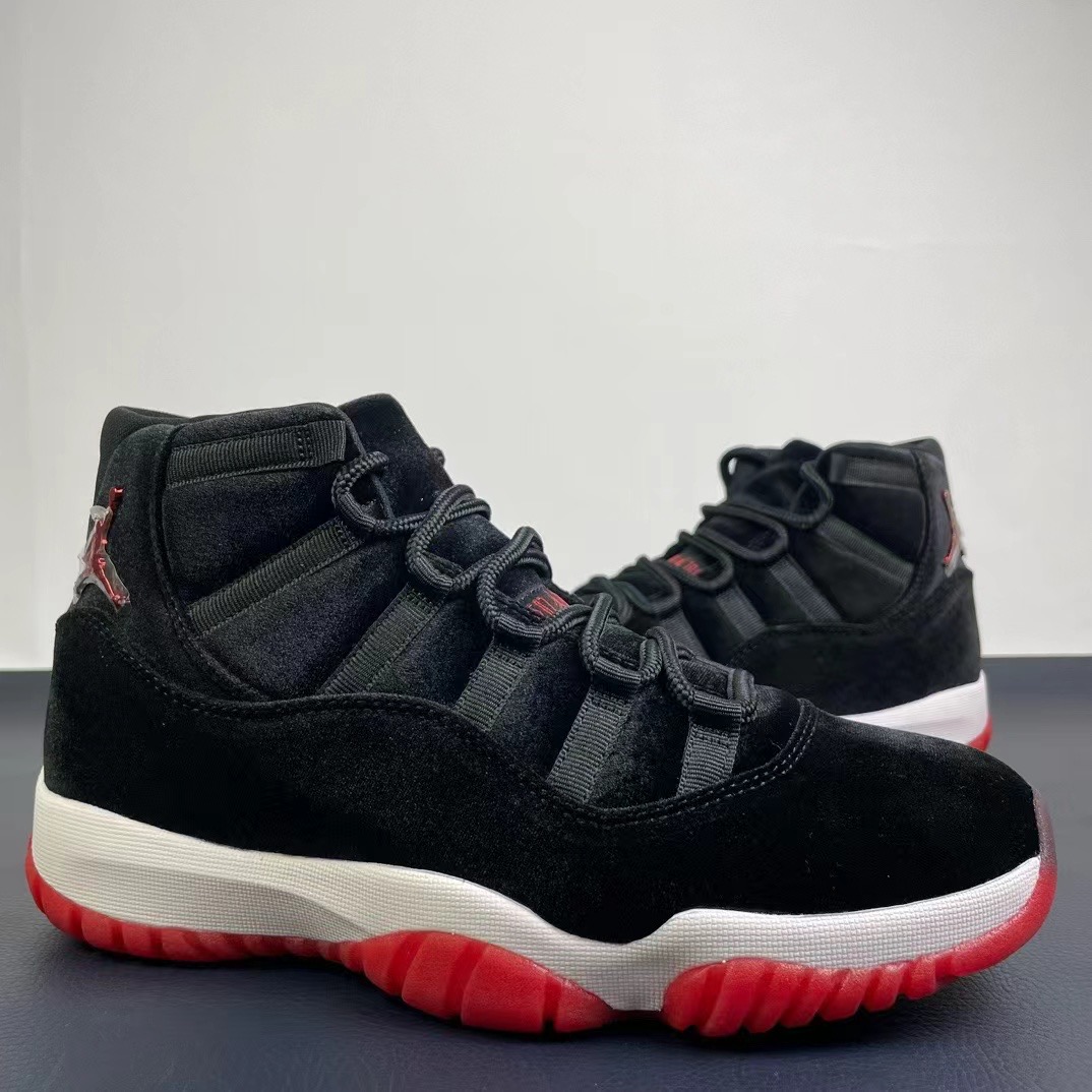 NIKE Air Jordan 11（）