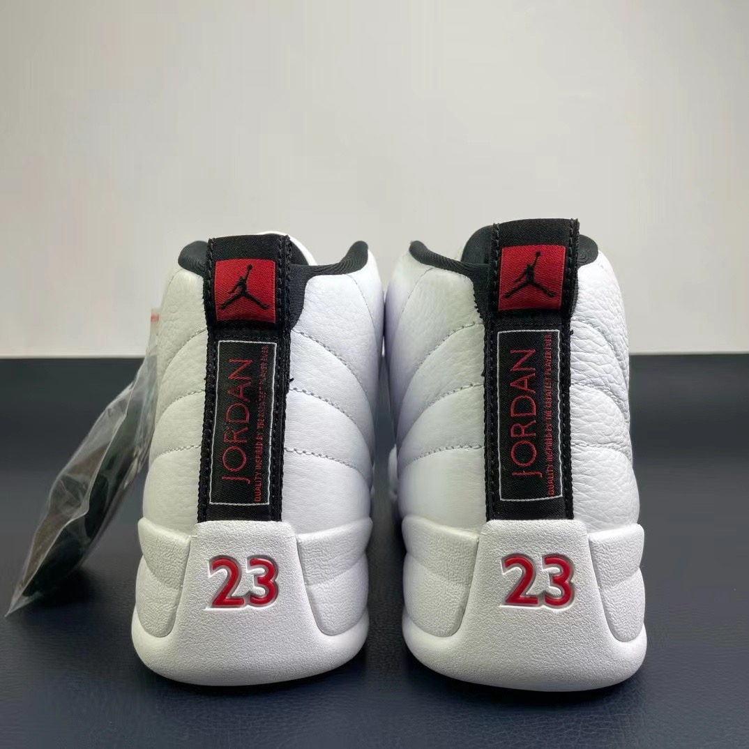 Air Jordan 12