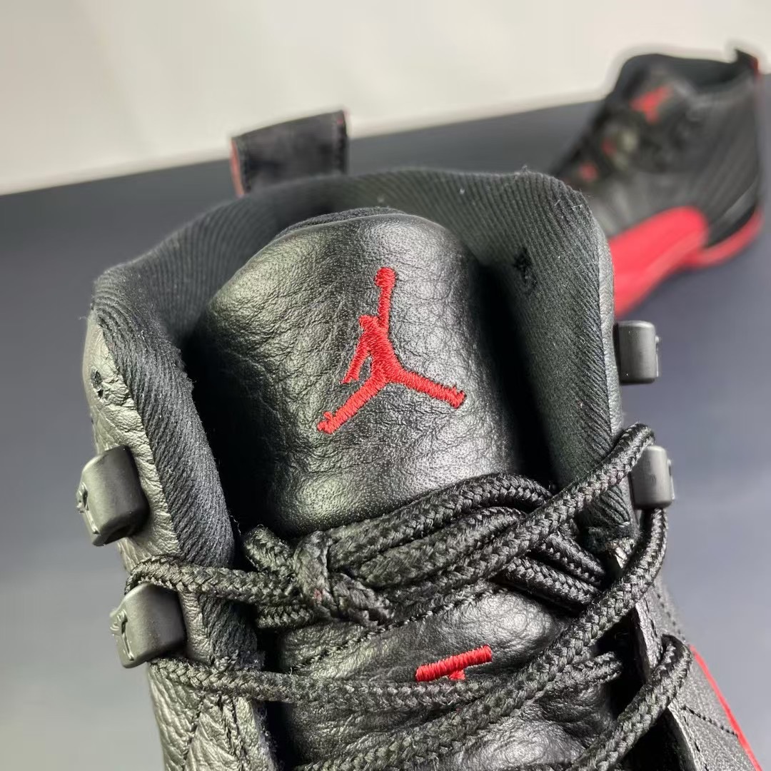 Air Jordan 12
