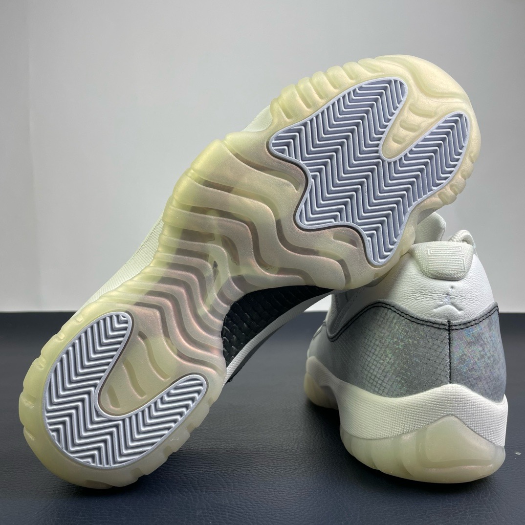 NIKE Air Jordan 11()