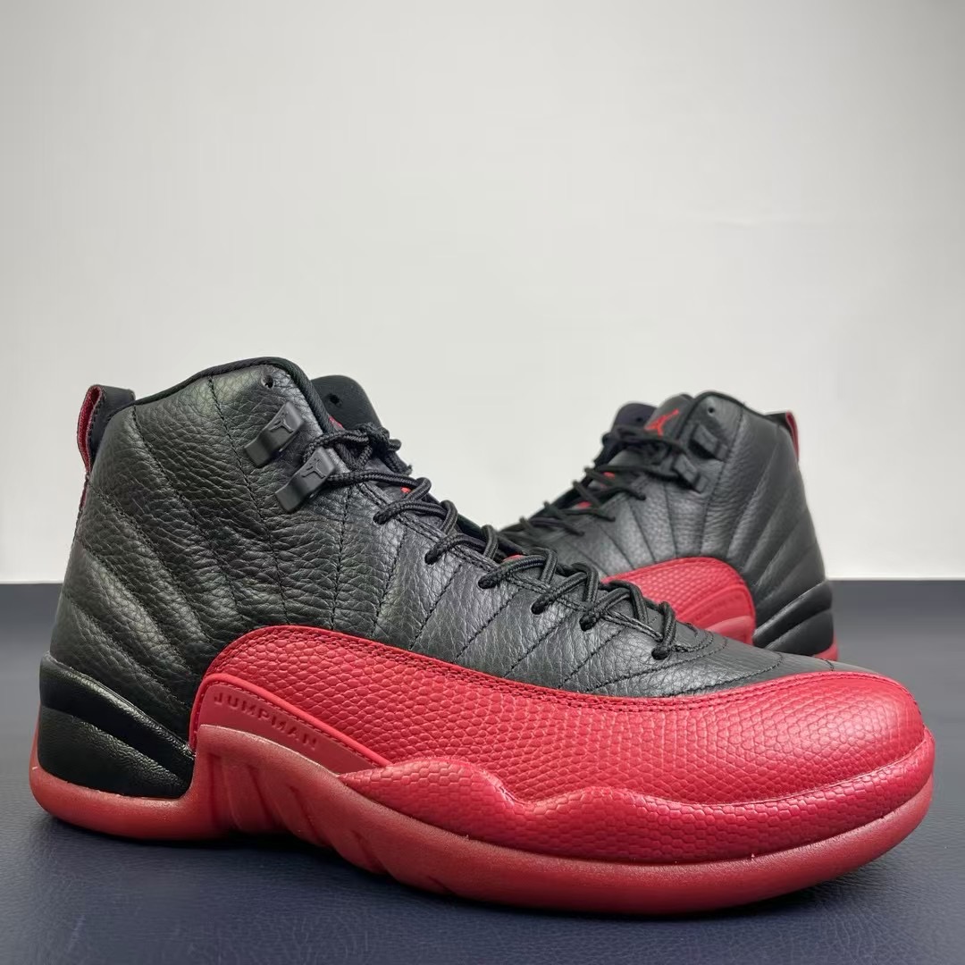 Air Jordan 12