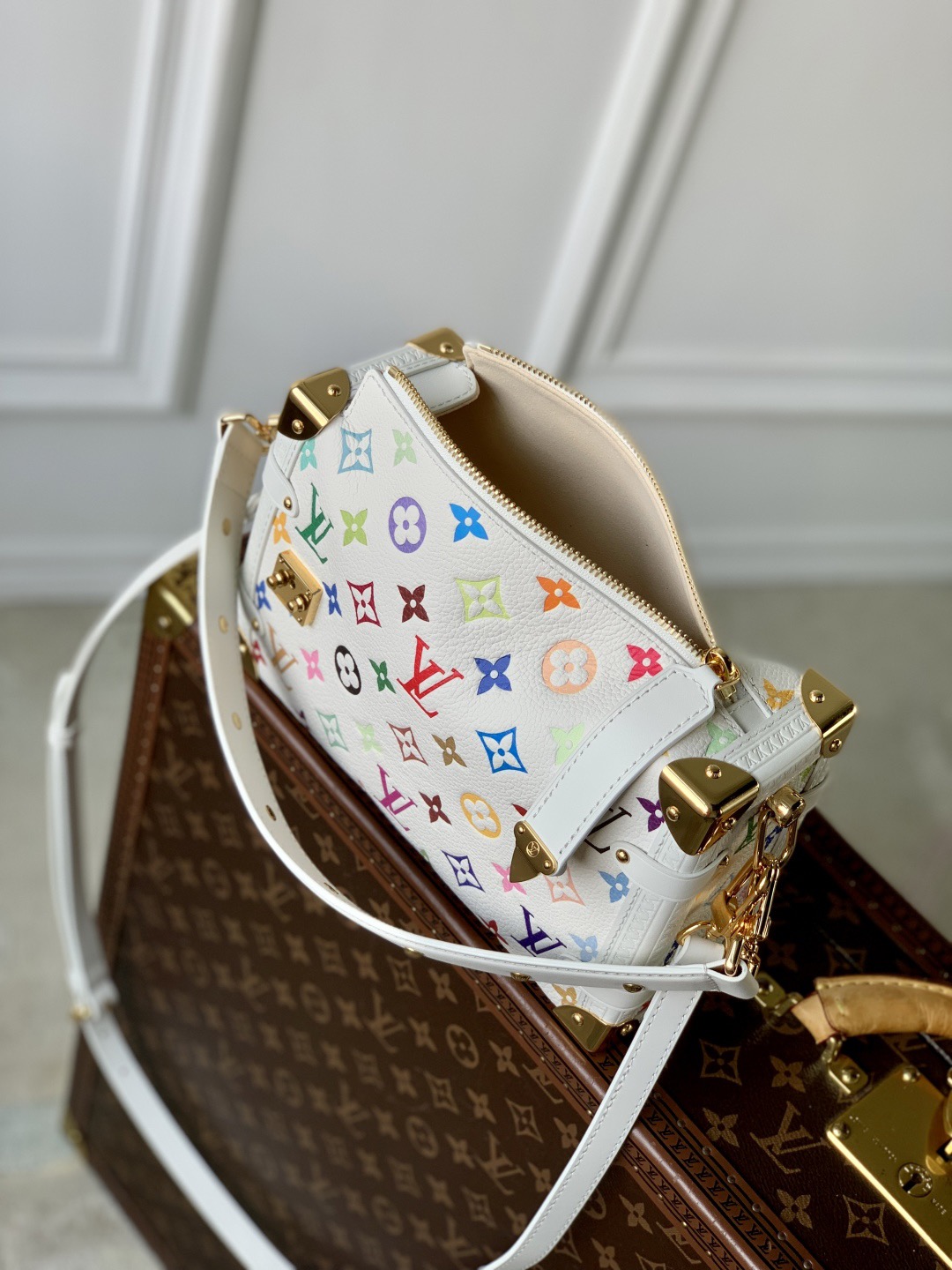 L*ouis V*uitton Top Bag