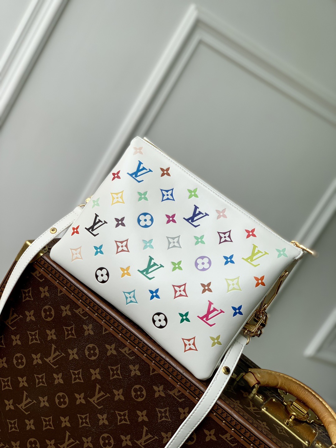 L*ouis V*uitton Top Bag