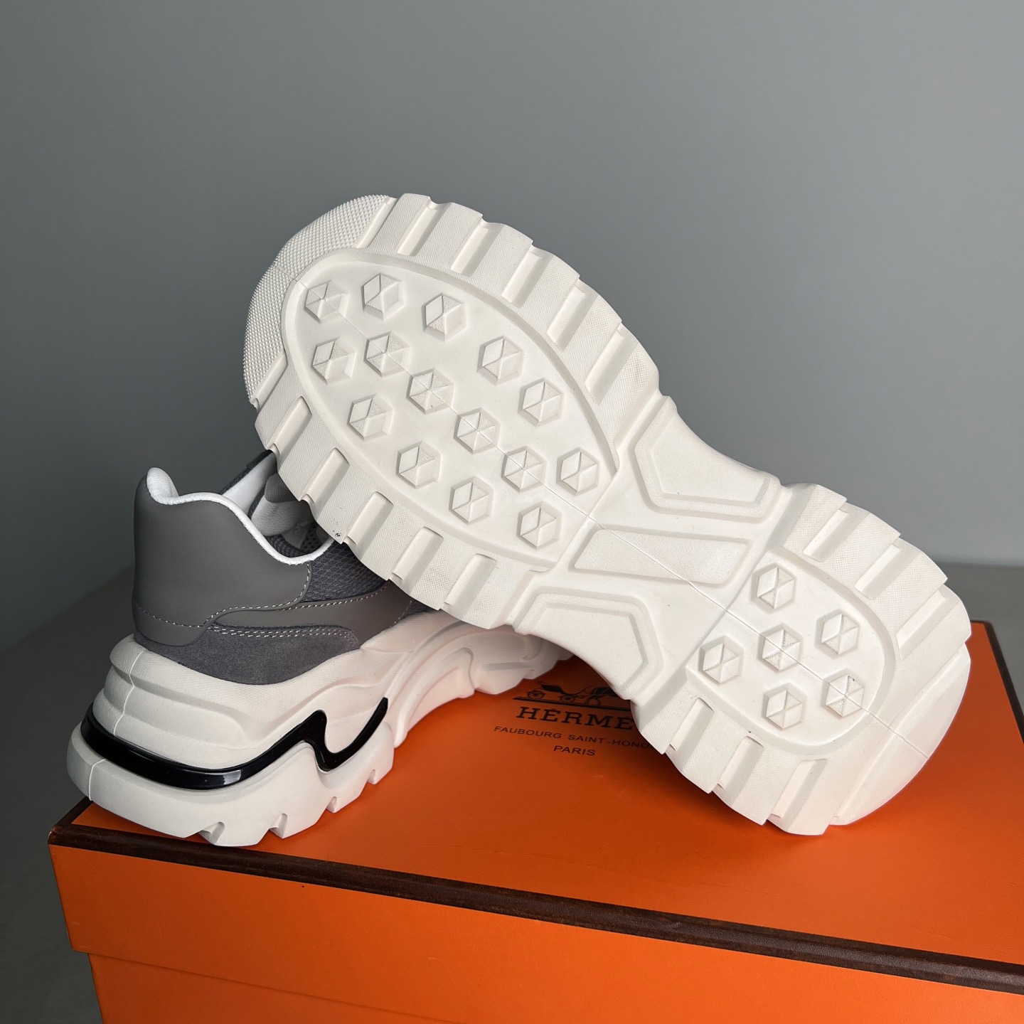 Men H*ermes Top Sneaker