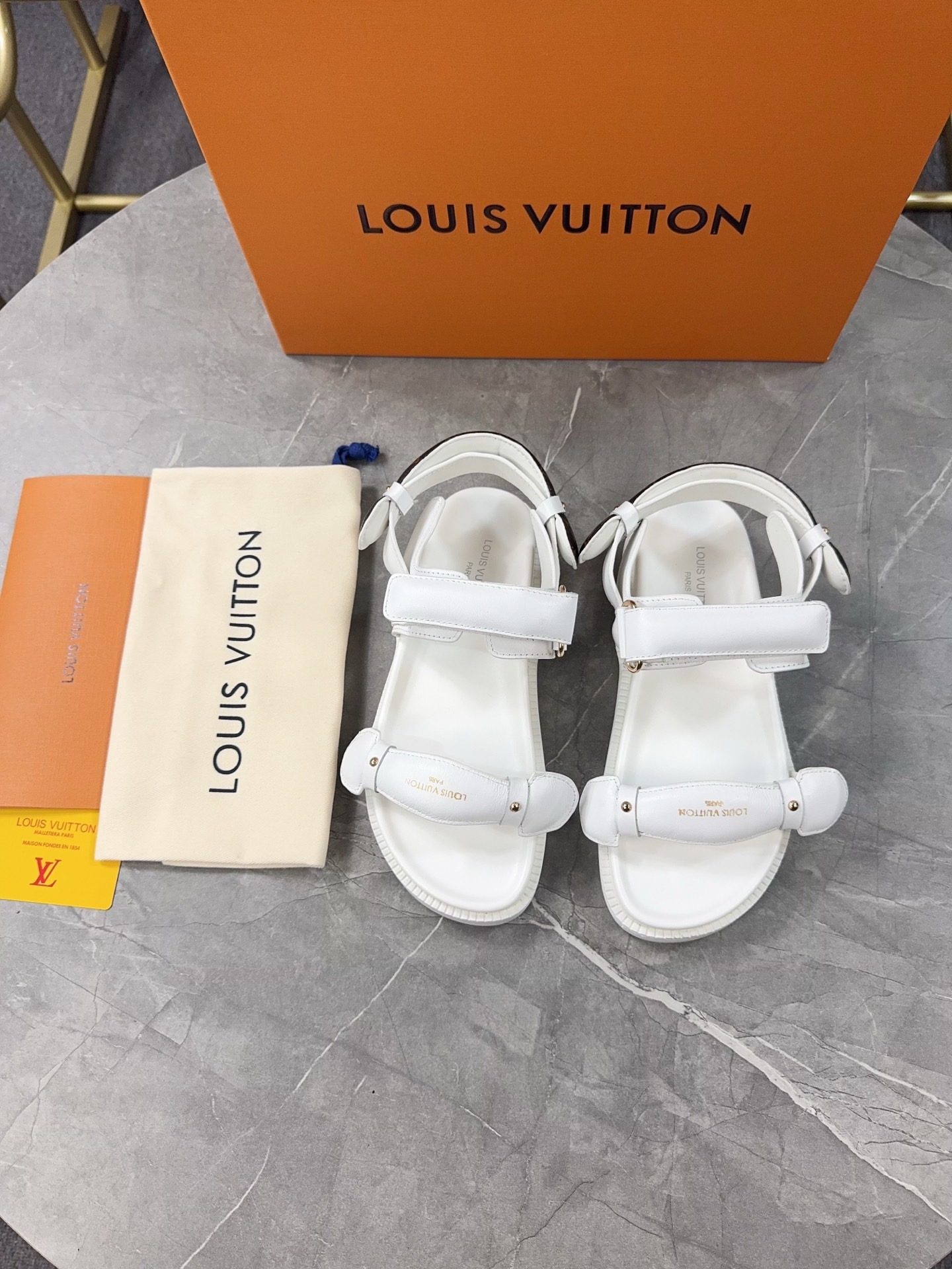 Women L*ouis V*uitton Top Sandals
