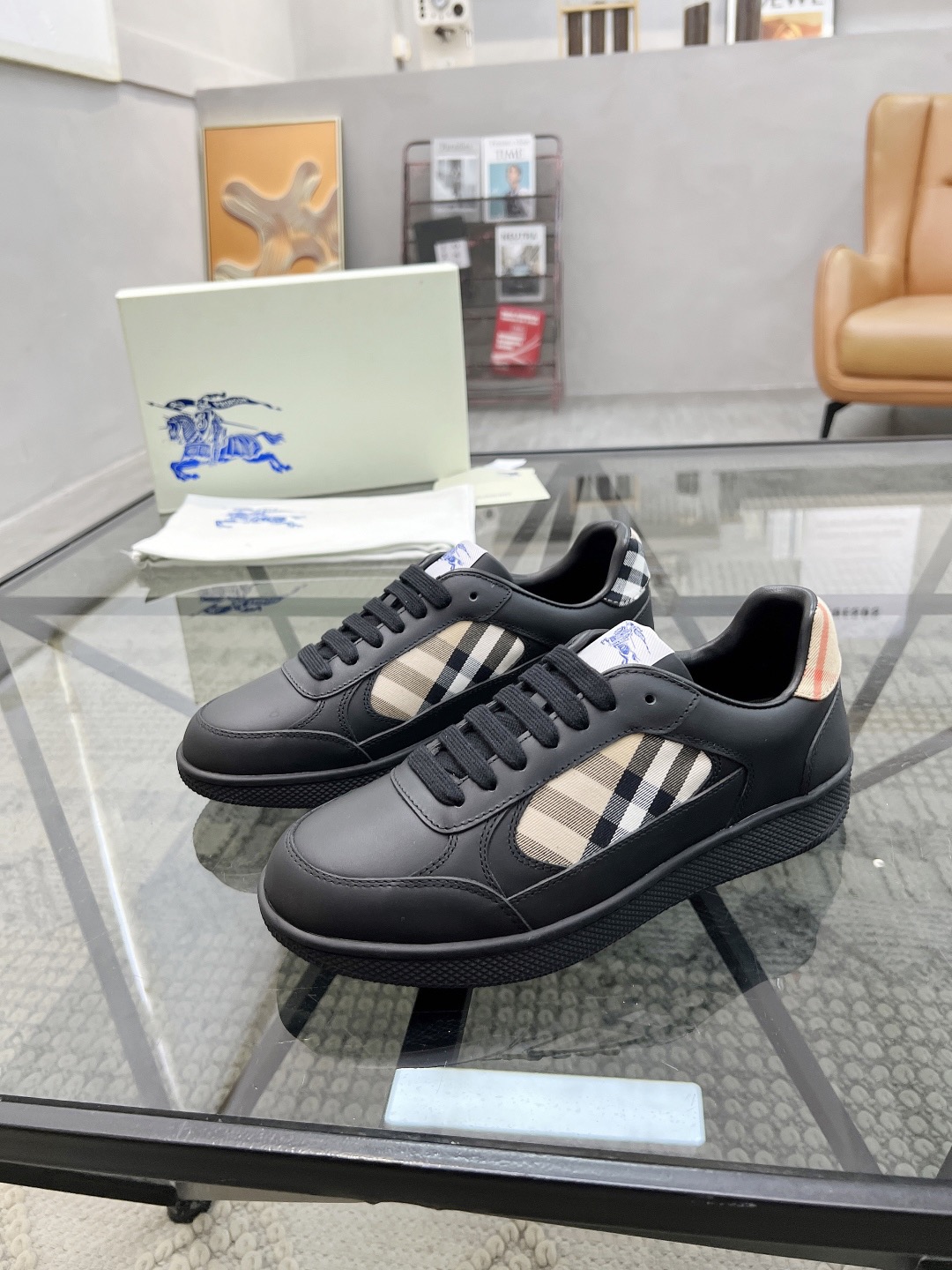 Men B*rberry Sneaker （）