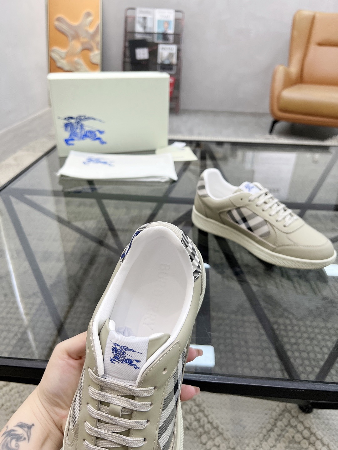 Men B*rberry Sneaker （）