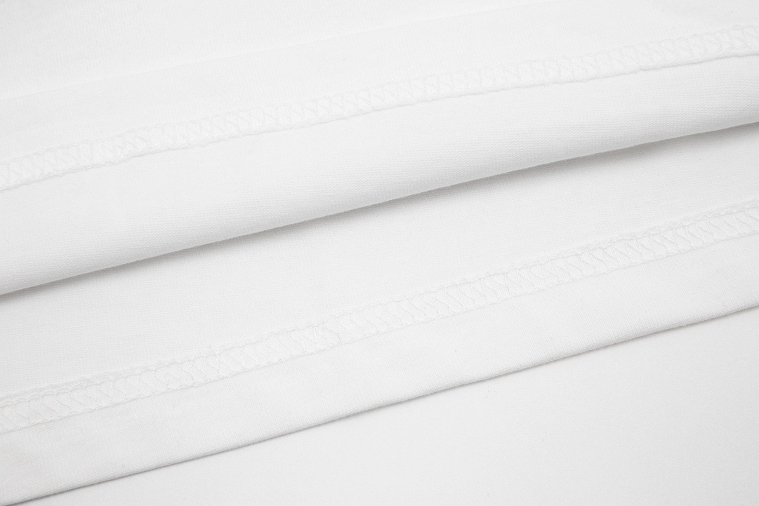 Men T-shirt Top Quality