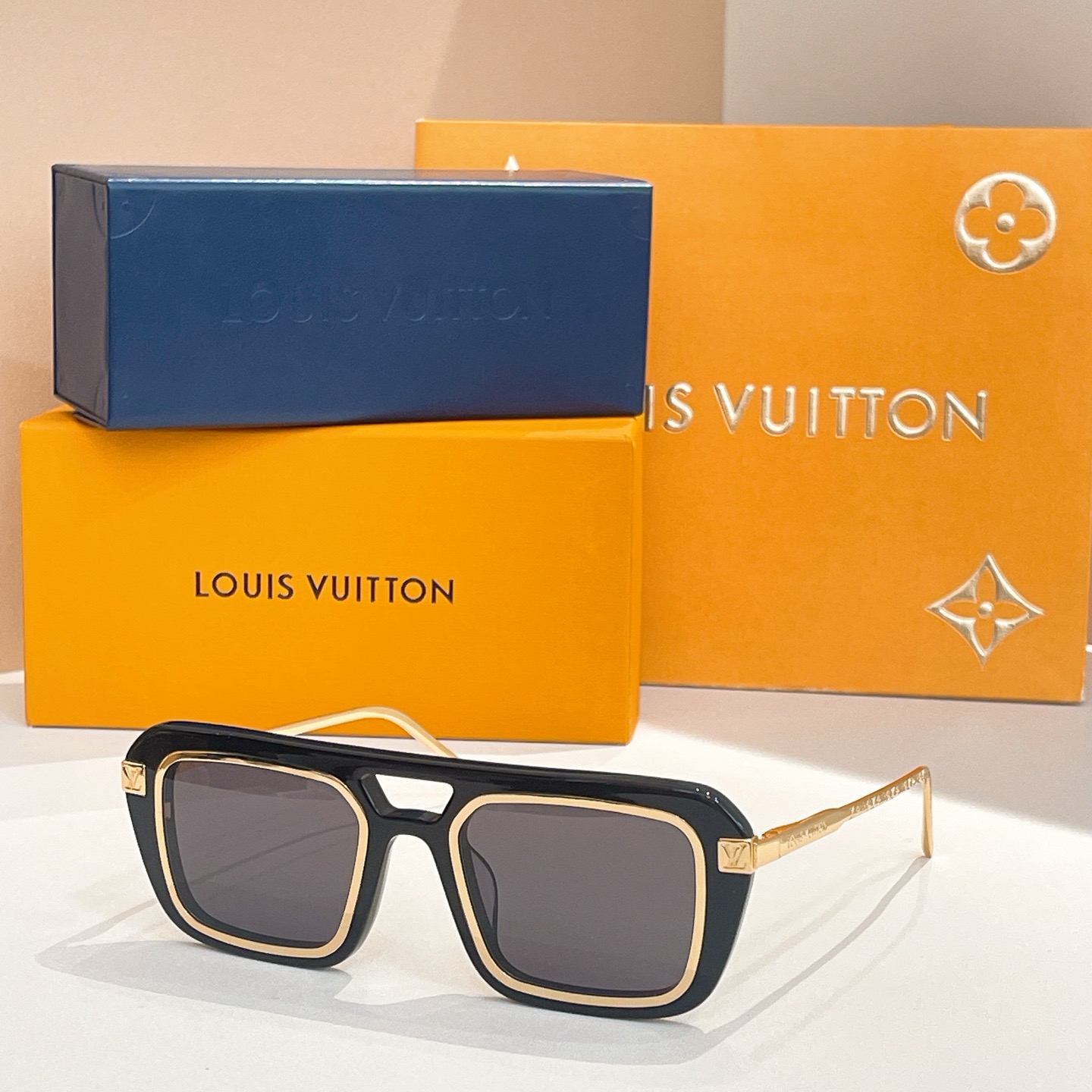 Top Quality L*ouis V*uitton Glasses