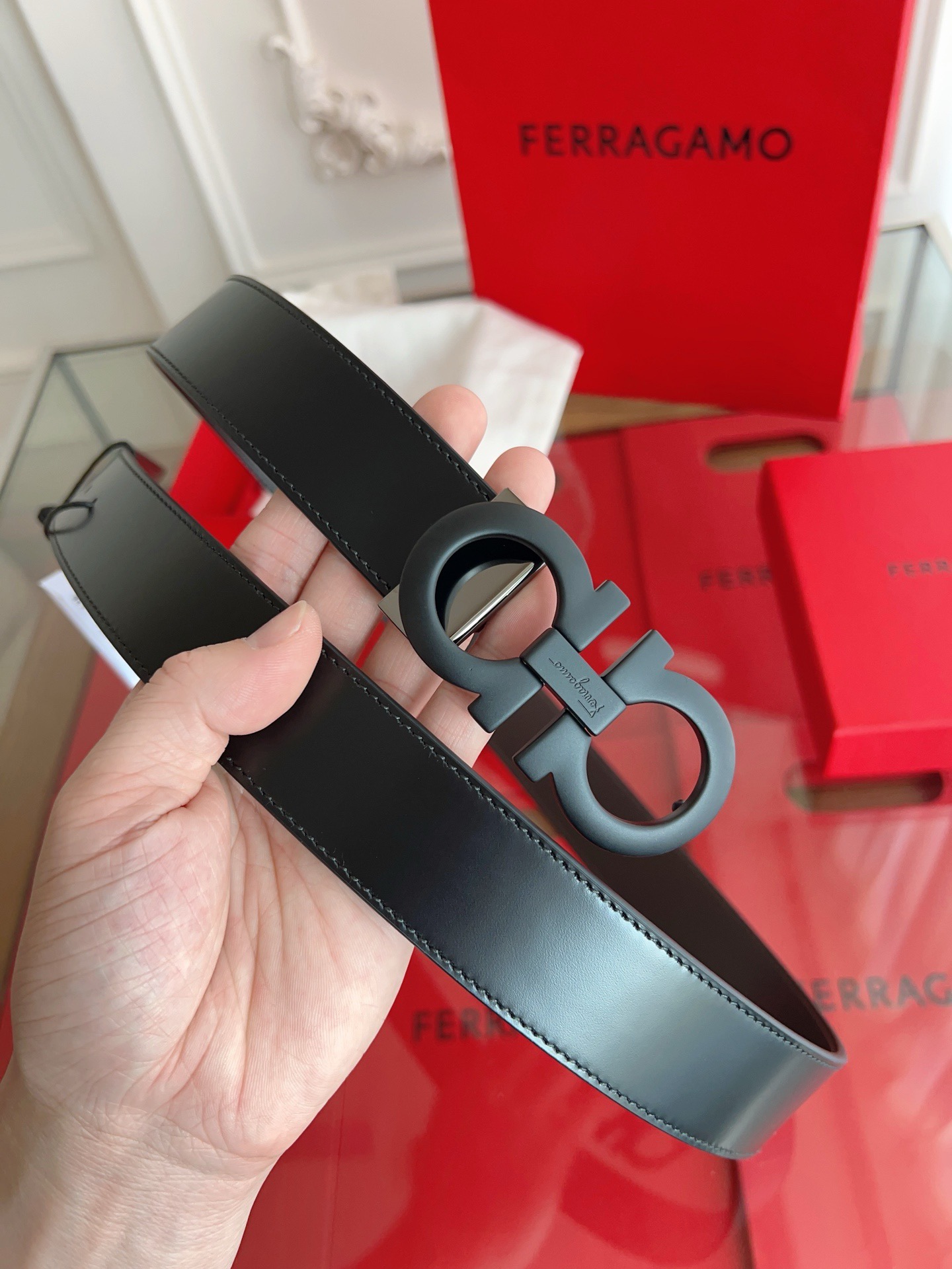 F*erragamo Top Version