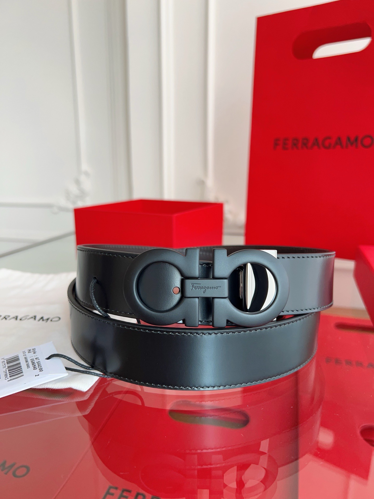 F*erragamo Top Version